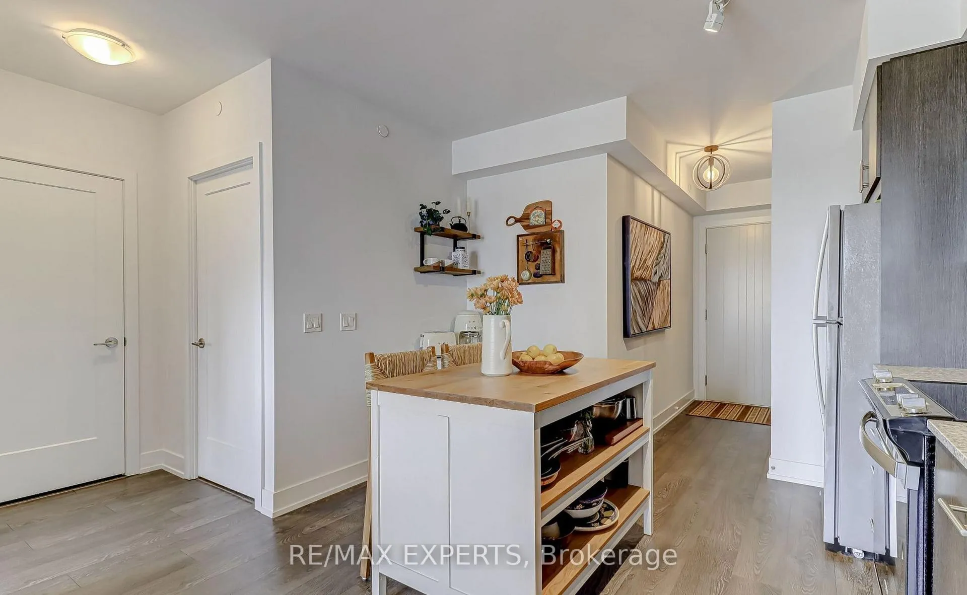 Photo 10 of Unit 418, 2550 Simcoe Street N, Oshawa, Windfields — HOMEH