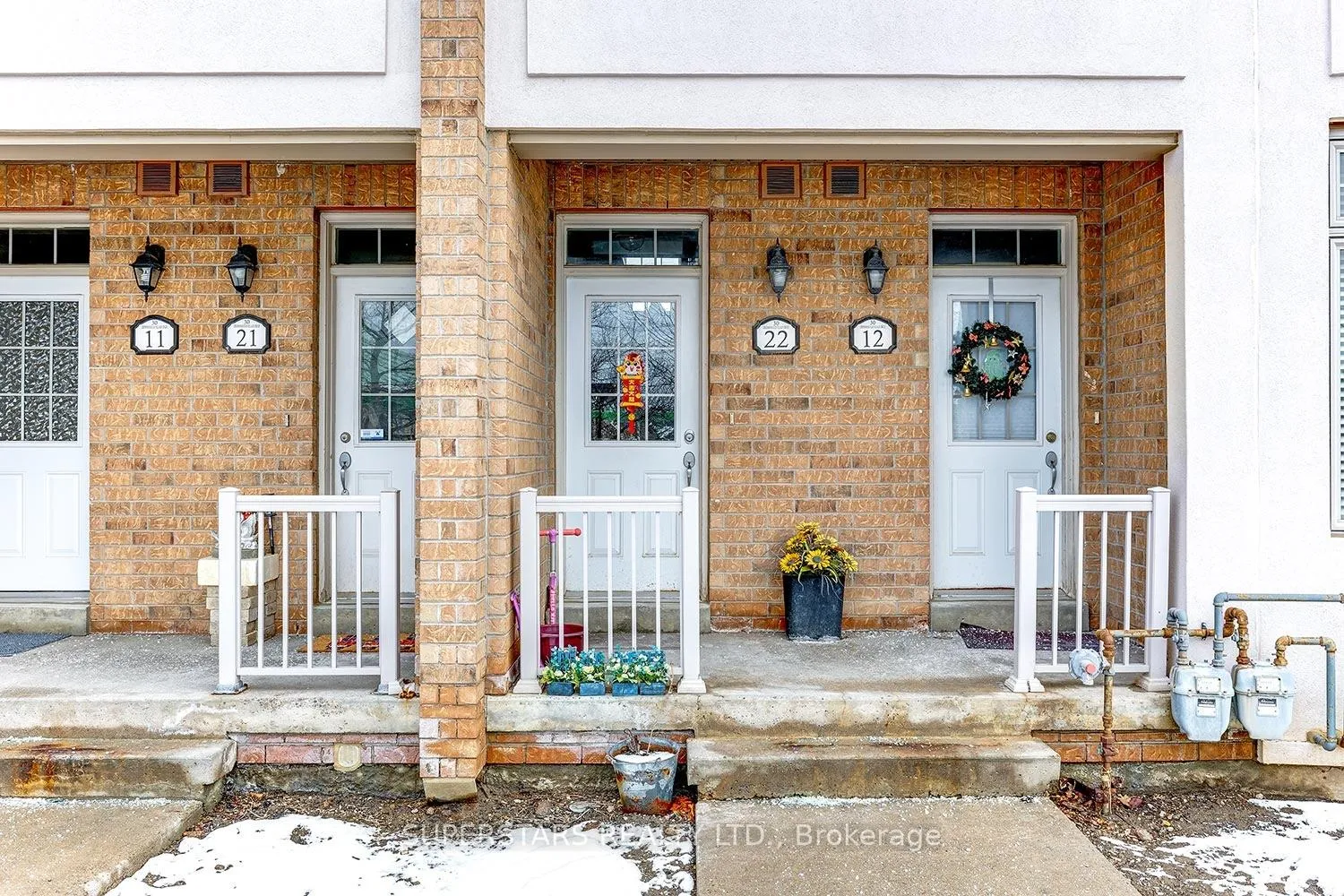 Photo 2 of Unit 22, 30 Greensborough Village Circle, Markham, Greensborough — HOMEH