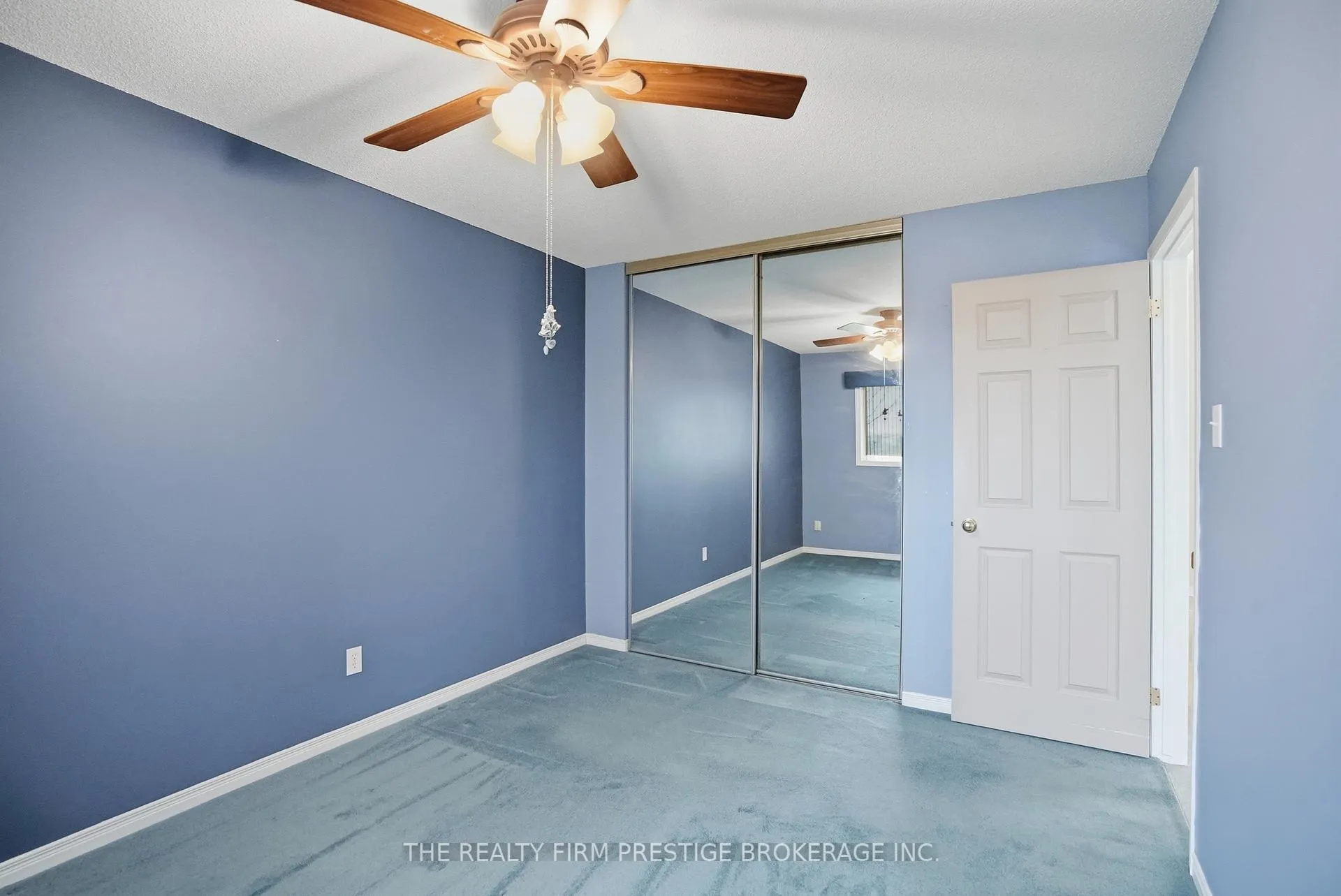 Photo 11 of 277 Fleming Drive, London, East D — HOMEH