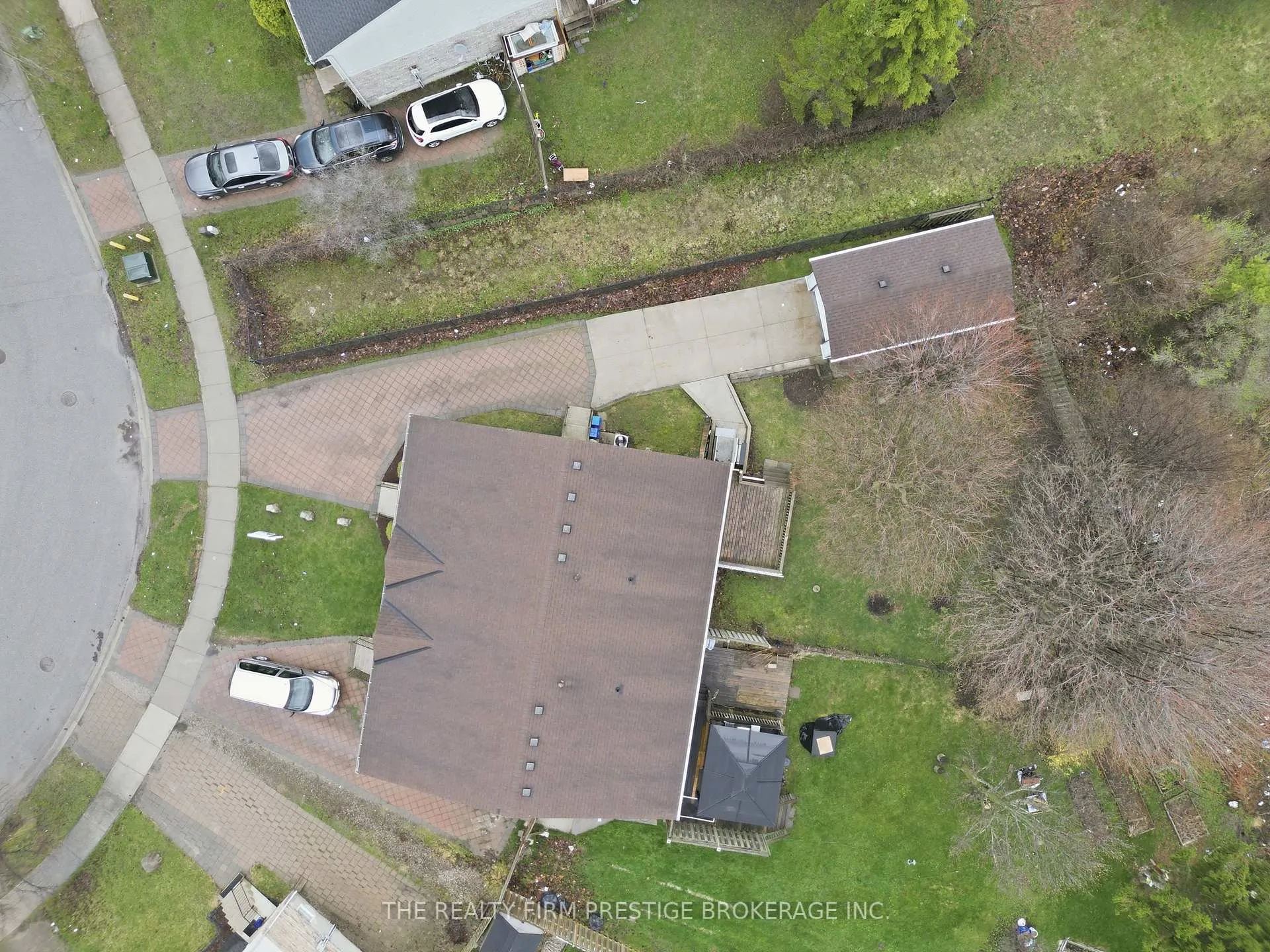 Photo 29 of 277 Fleming Drive, London, East D — HOMEH