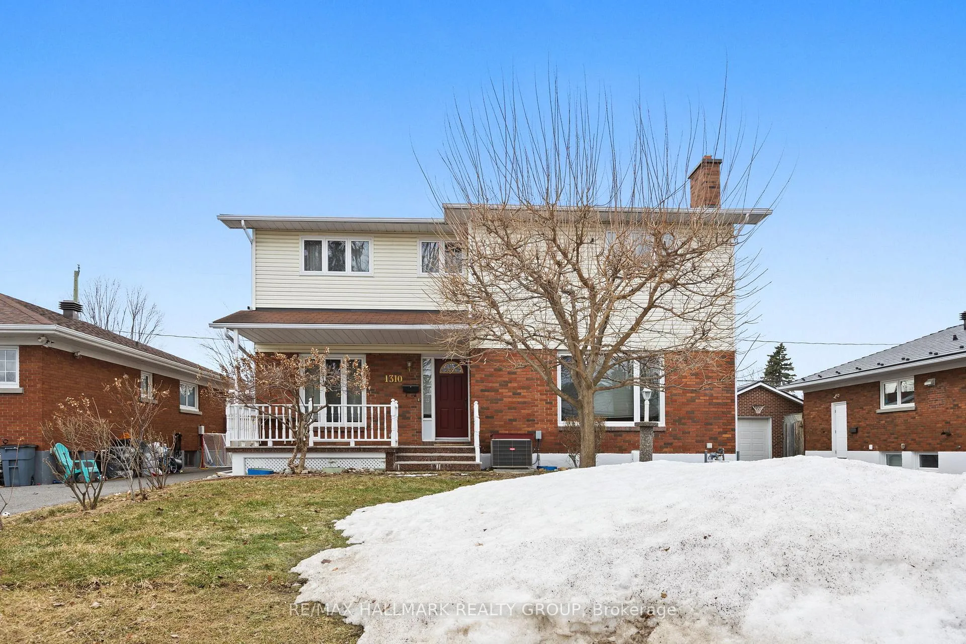 Photo 2 of 1310 Ferguson Street, Ottawa, Bel Air Heights — HOMEH