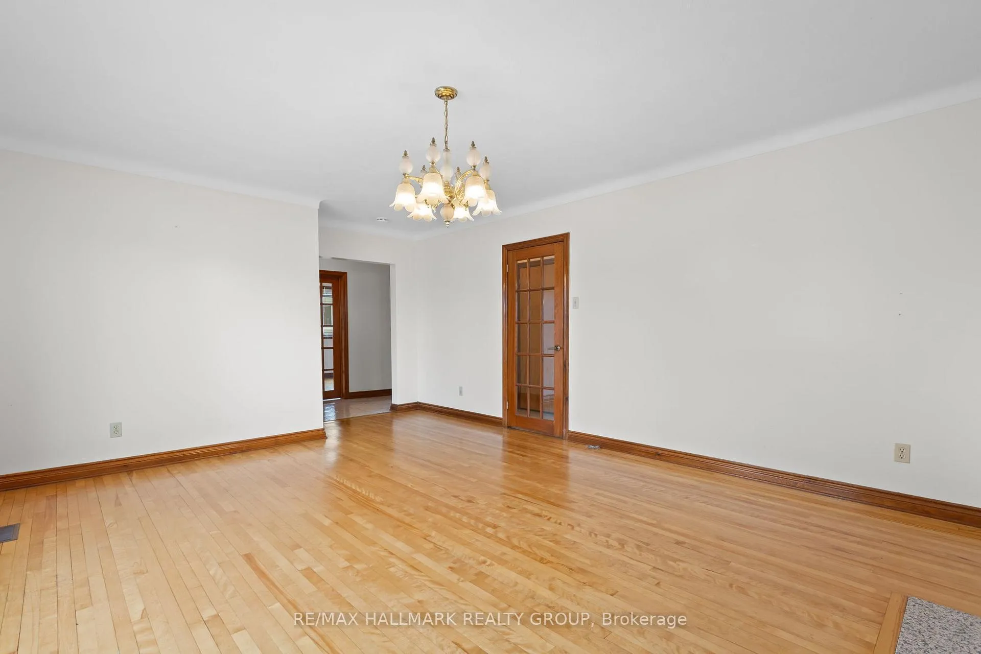 Photo 12 of 1310 Ferguson Street, Ottawa, Bel Air Heights — HOMEH