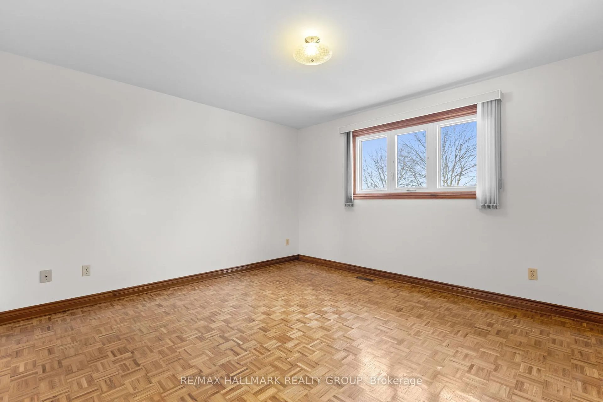 Photo 32 of 1310 Ferguson Street, Ottawa, Bel Air Heights — HOMEH