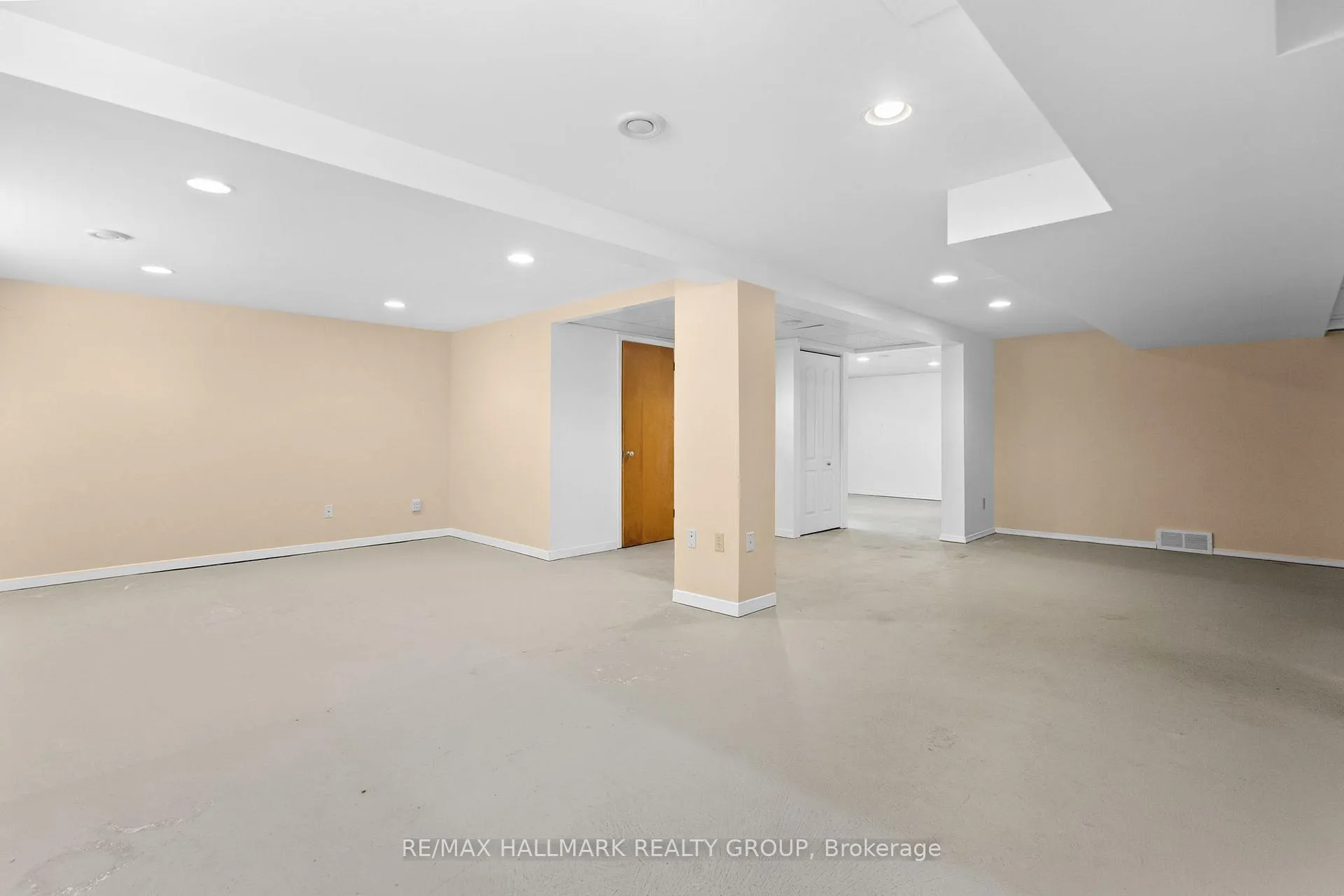 Photo 38 of 1310 Ferguson Street, Ottawa, Bel Air Heights — HOMEH