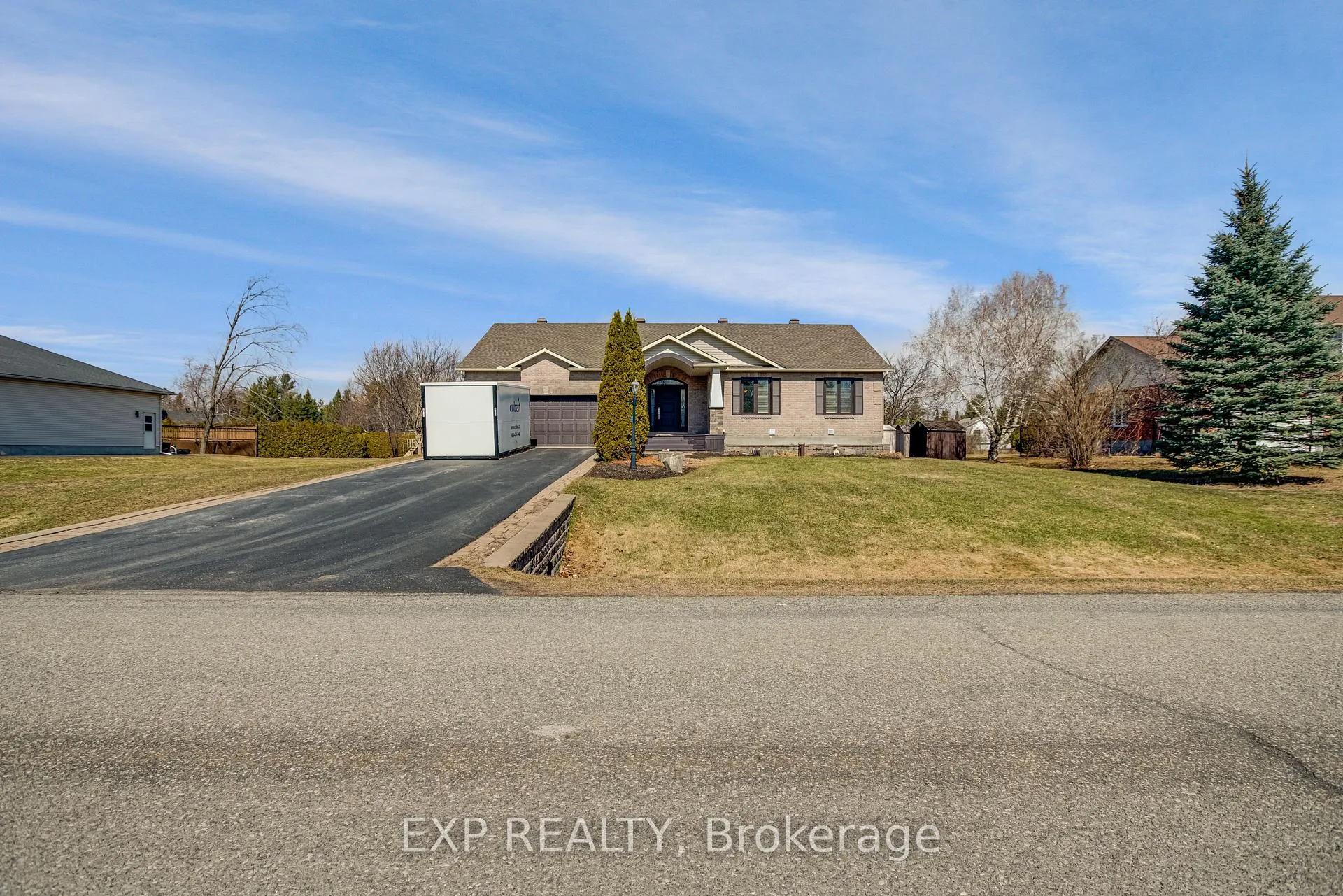 Photo 4 of 6645 Tommary Drive, Ottawa, Greely — HOMEH
