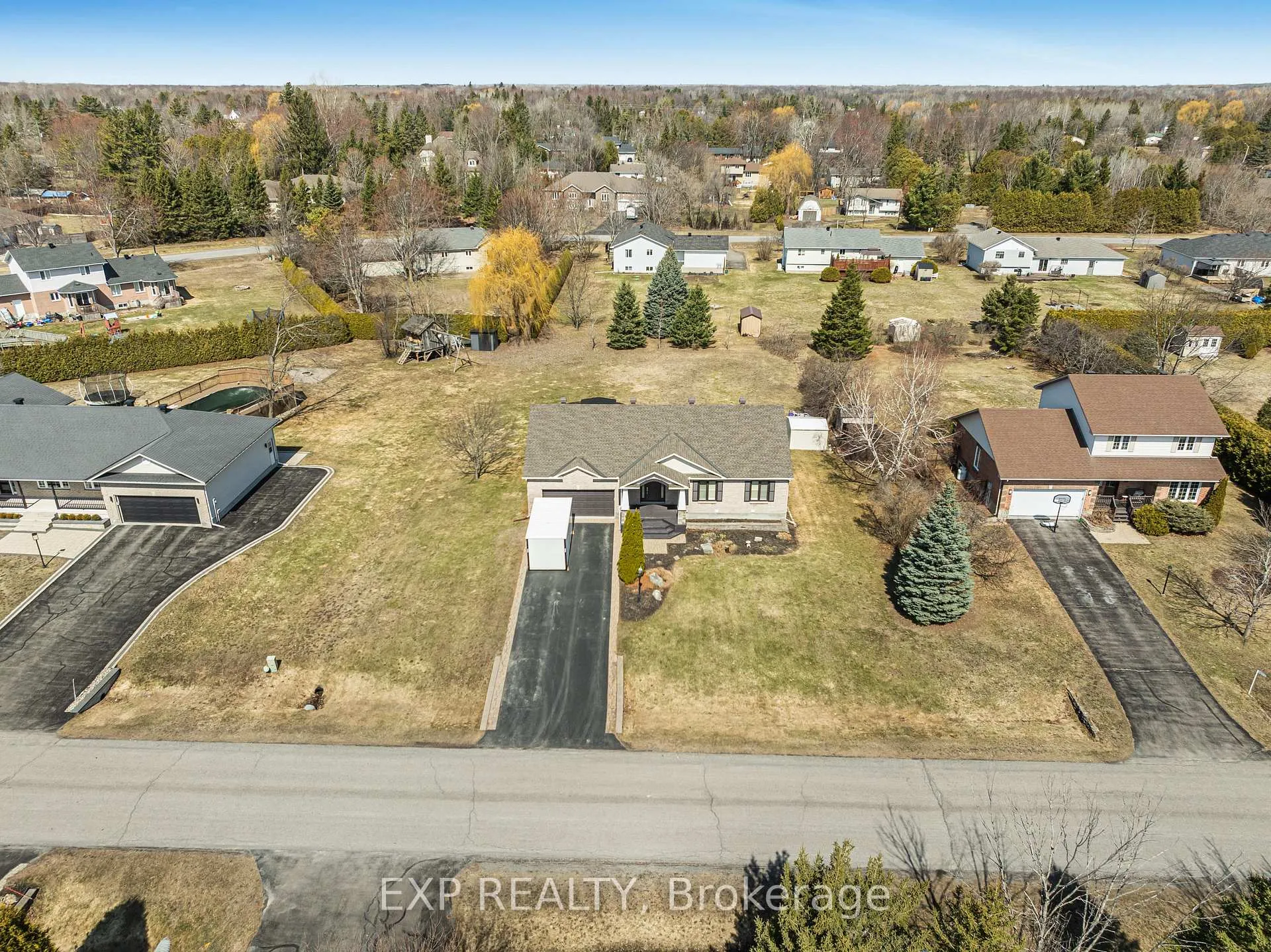 Photo 6 of 6645 Tommary Drive, Ottawa, Greely — HOMEH