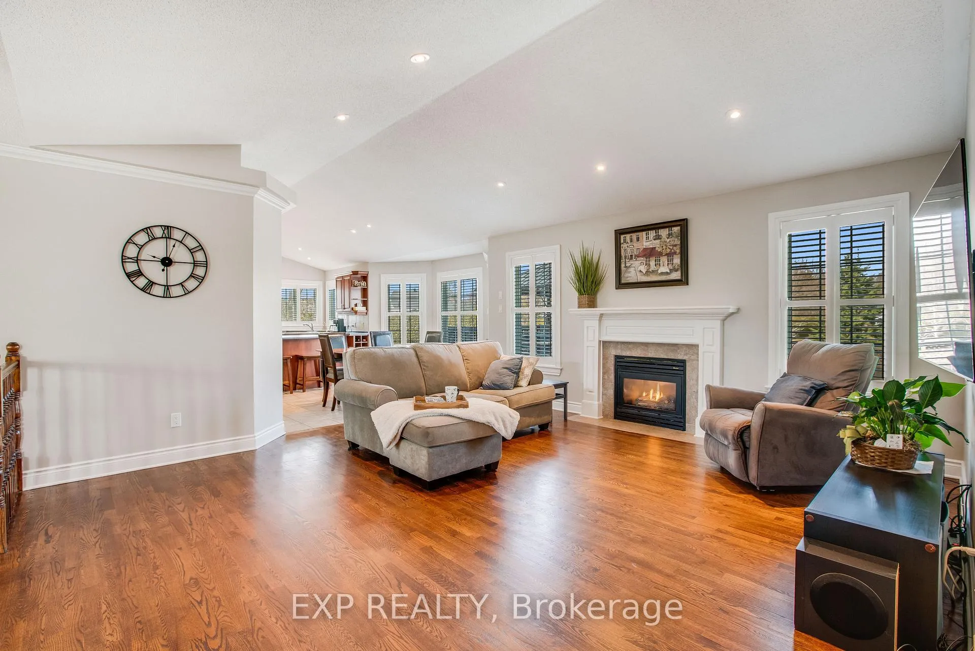 Photo 12 of 6645 Tommary Drive, Ottawa, Greely — HOMEH
