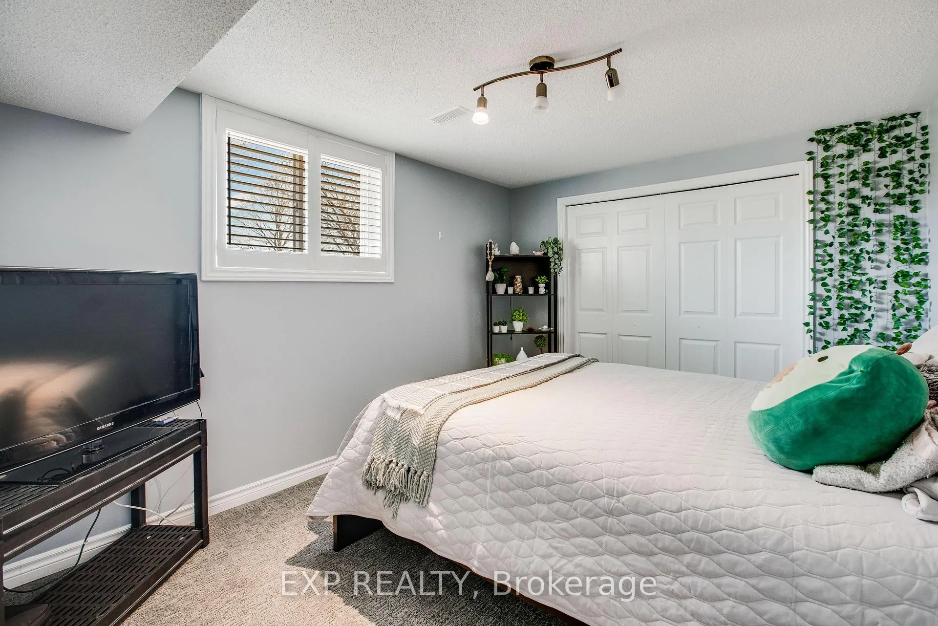 Photo 30 of 6645 Tommary Drive, Ottawa, Greely — HOMEH