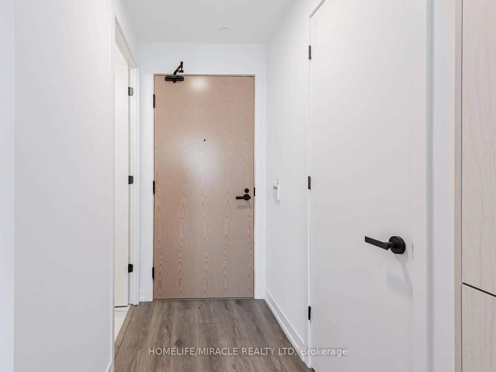Photo 20 of Unit 2009, 28 Interchange Way, Vaughan, Vaughan Corporate Centre — HOMEH