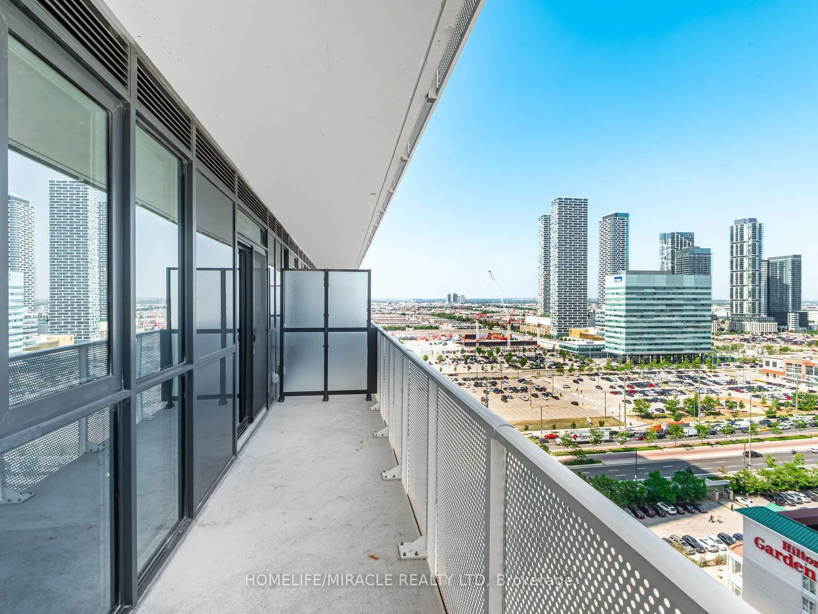 Photo 24 of Unit 2009, 28 Interchange Way, Vaughan, Vaughan Corporate Centre — HOMEH