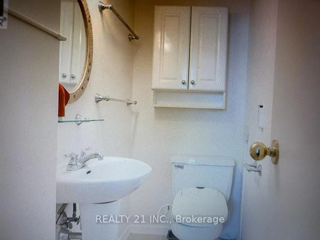 Photo 3 of Unit 1002, 35 Towering Height Boulevard, St. Catharines, Glendale/Glenridge — HOMEH