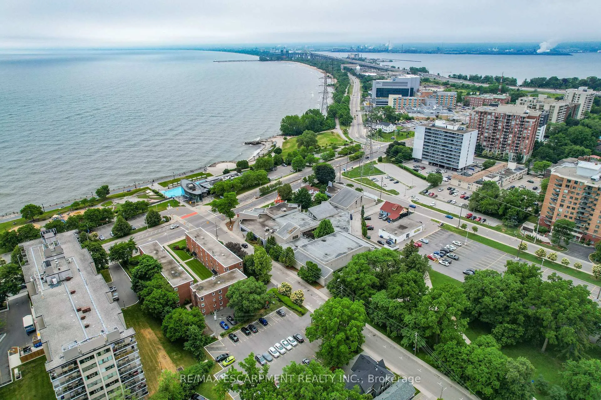 Photo 20 of Unit 37, 1347 Lakeshore Road, Burlington, Brant — HOMEH