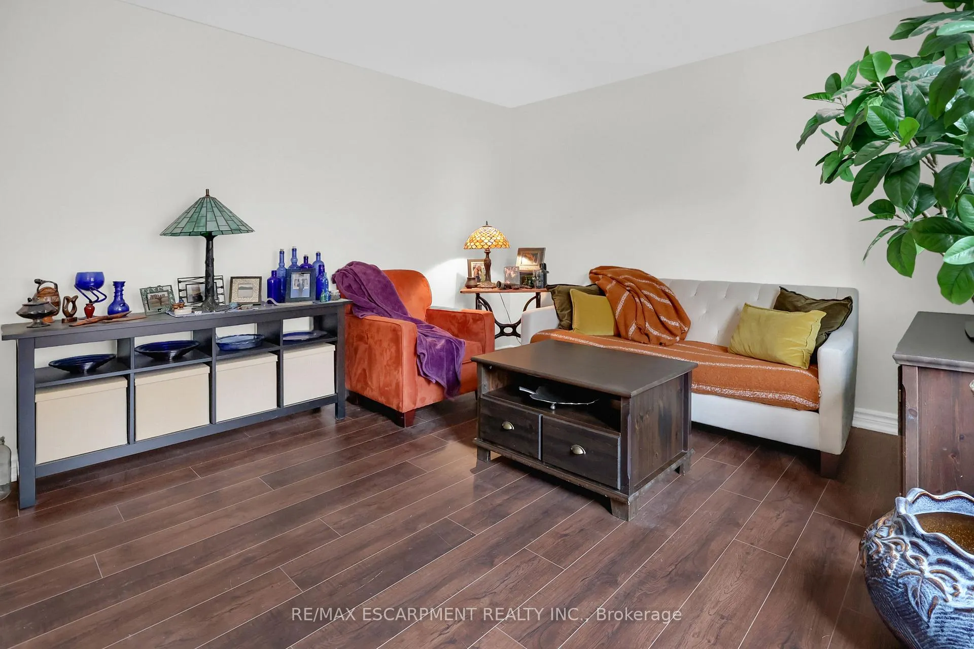 Photo 37 of Unit 37, 1347 Lakeshore Road, Burlington, Brant — HOMEH