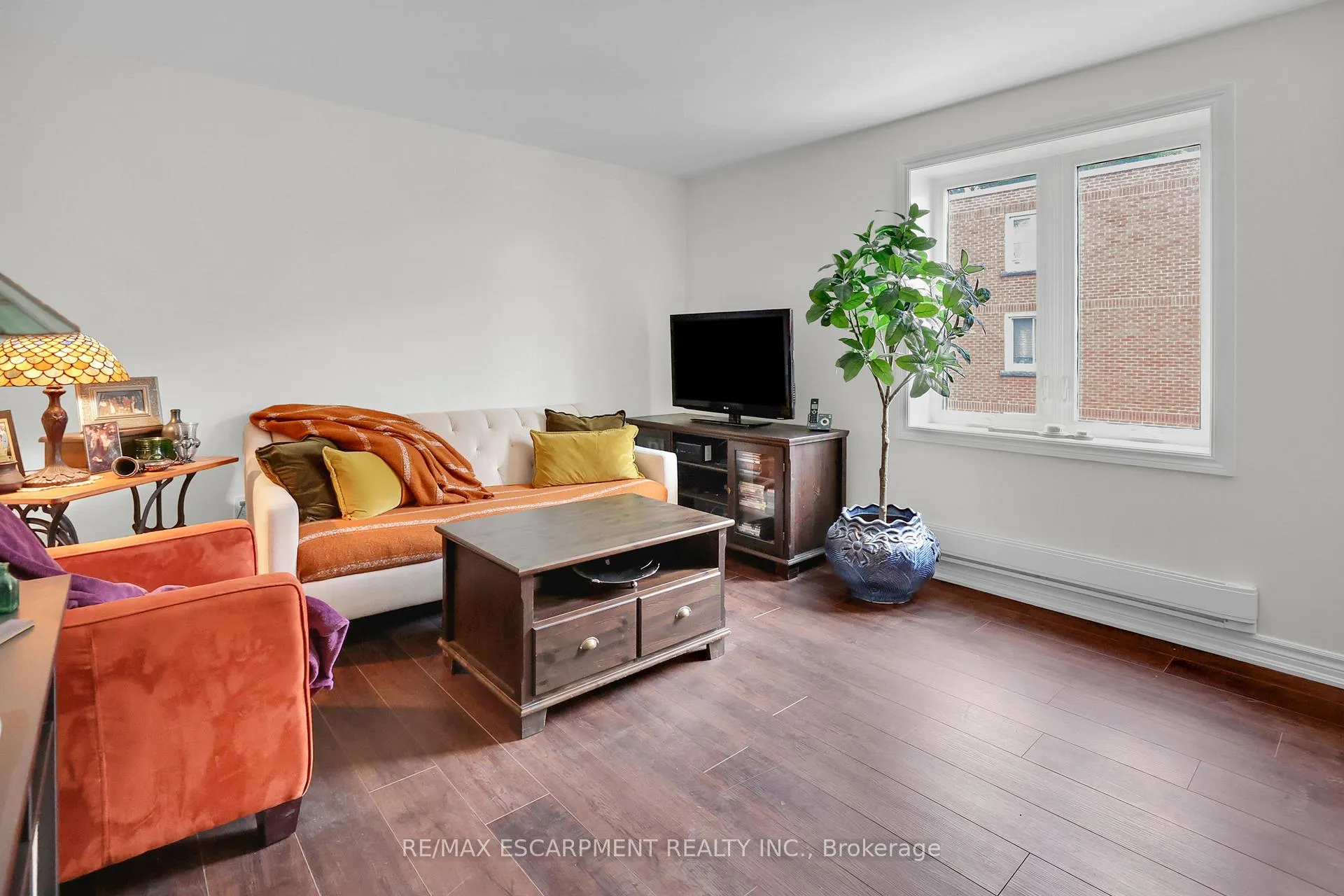Photo 38 of Unit 37, 1347 Lakeshore Road, Burlington, Brant — HOMEH