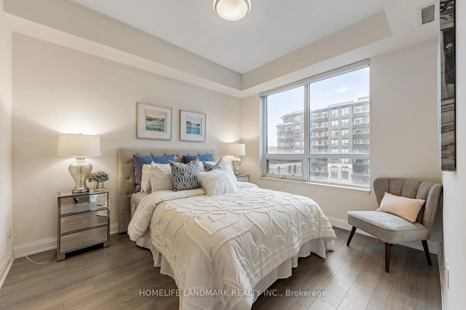 Photo 10 of Unit 532, 15 Water Walk Drive, Markham, Unionville — HOMEH