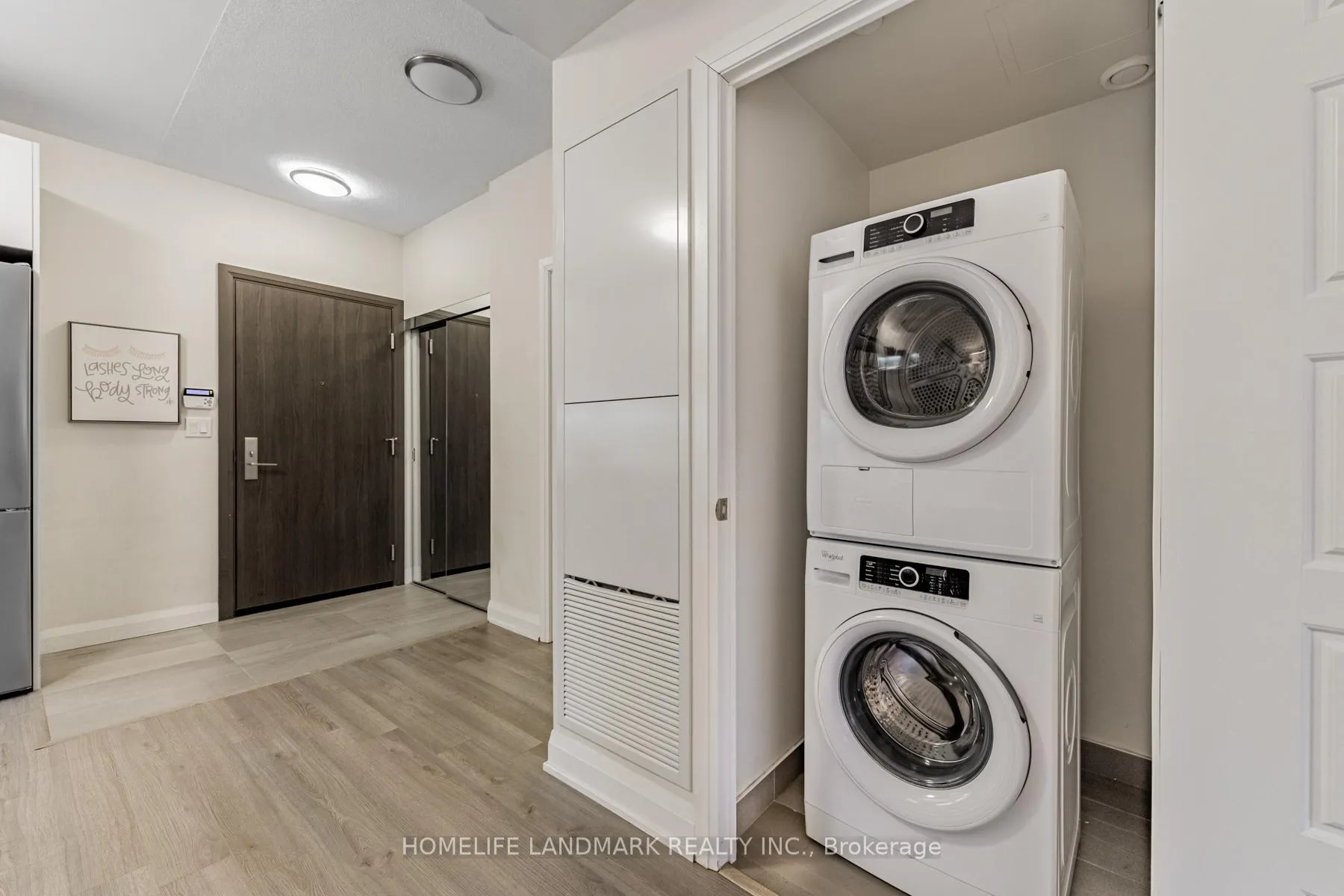 Photo 13 of Unit 532, 15 Water Walk Drive, Markham, Unionville — HOMEH
