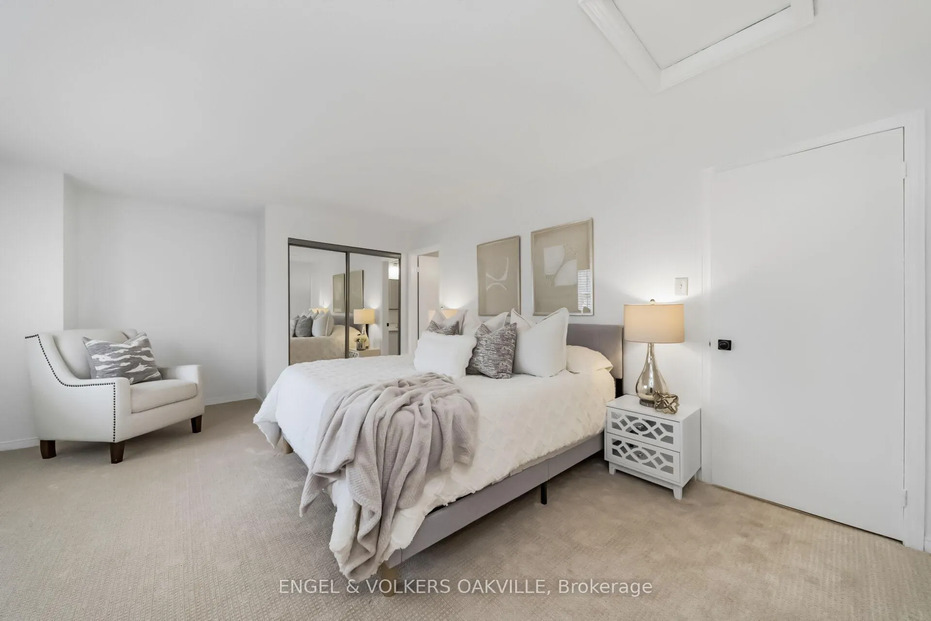Photo 11 of Unit 68, 2530 Northampton Boulevard, Burlington, Headon — HOMEH