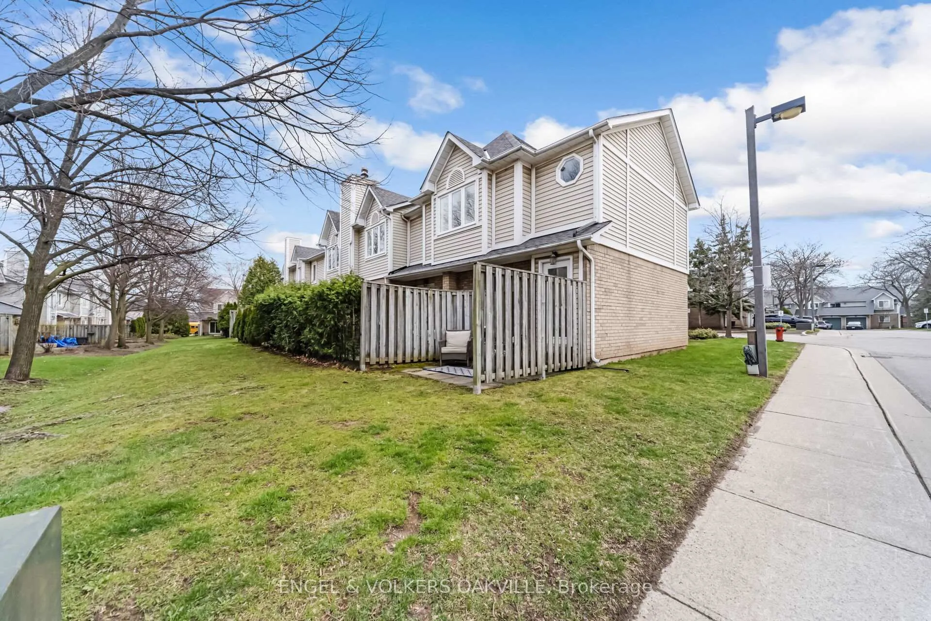 Photo 29 of Unit 68, 2530 Northampton Boulevard, Burlington, Headon — HOMEH