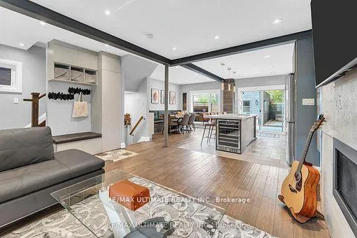 Photo 6 of 10 Oakdene Crescent, Toronto, Danforth — HOMEH