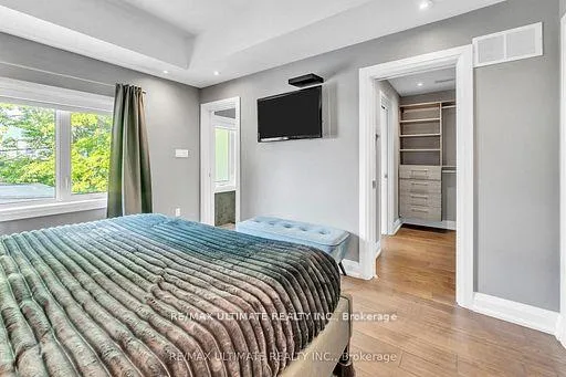 Photo 20 of 10 Oakdene Crescent, Toronto, Danforth — HOMEH