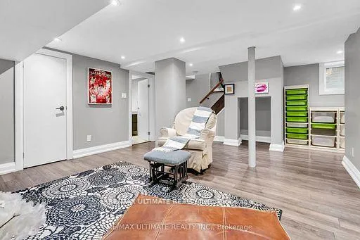 Photo 34 of 10 Oakdene Crescent, Toronto, Danforth — HOMEH