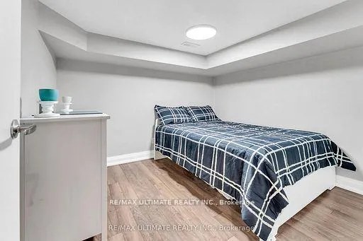 Photo 35 of 10 Oakdene Crescent, Toronto, Danforth — HOMEH