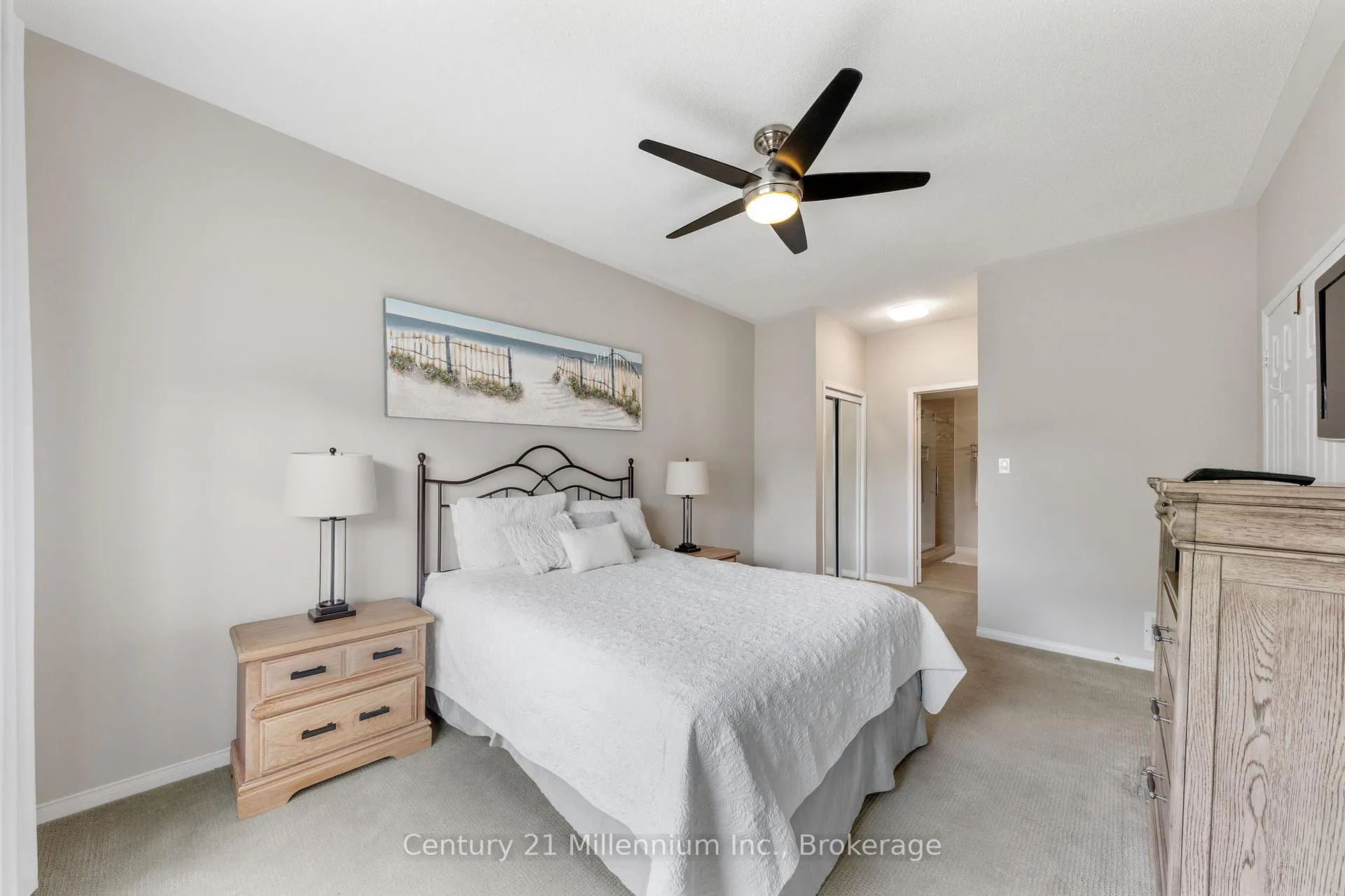 Photo 11 of Unit 11, 16 Cranberry Quay, Collingwood — HOMEH