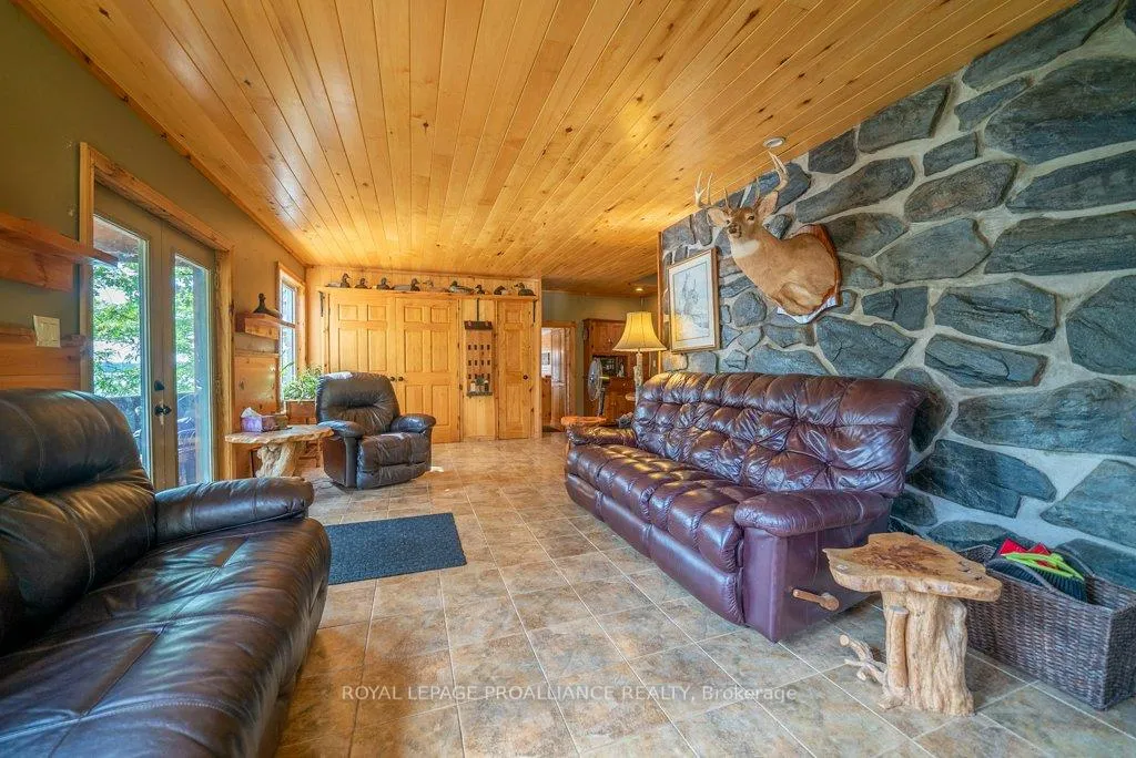 Photo 13 of 2475 Alfs Bay Lane, Frontenac, Frontenac Centre — HOMEH