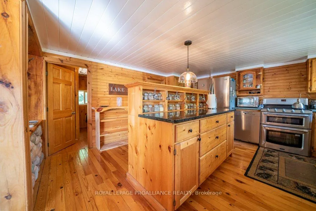 Photo 17 of 2475 Alfs Bay Lane, Frontenac, Frontenac Centre — HOMEH