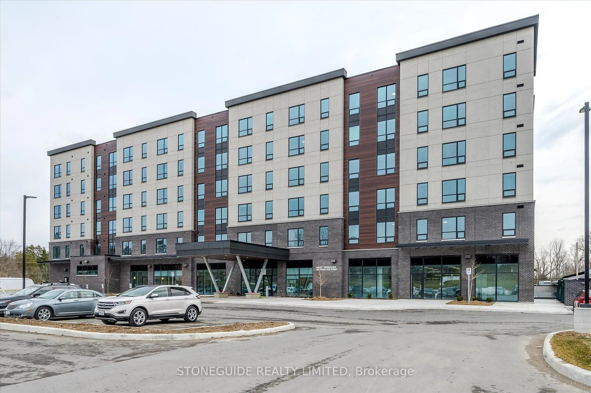 Front of Unit 303, 555 Bonaccord Street