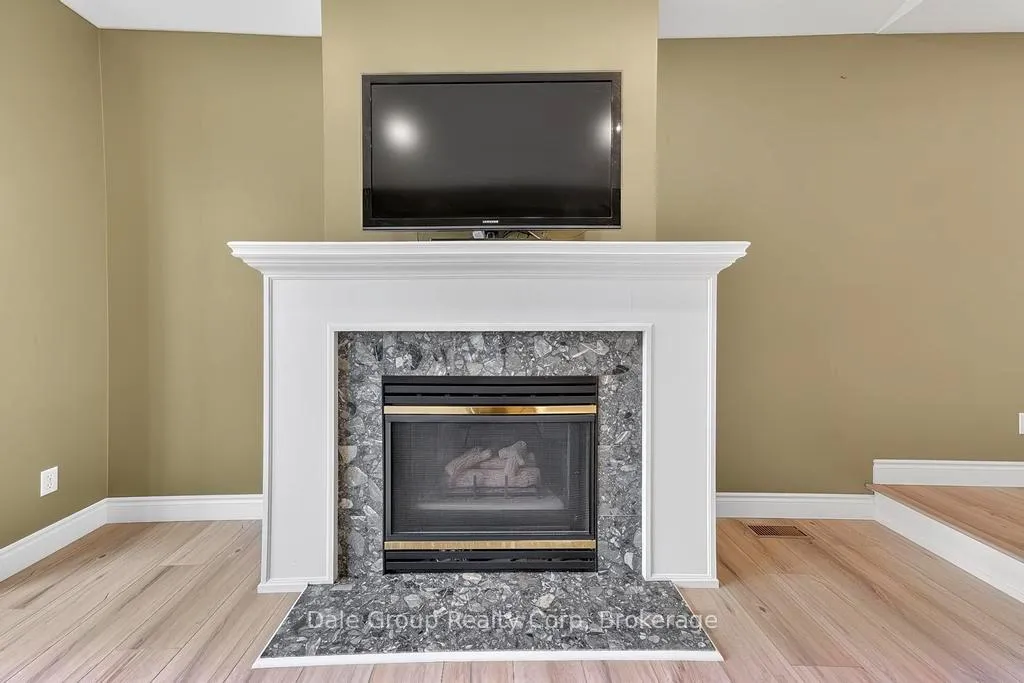 Photo 4 of 256 Rivers Boulevard E, South Huron, Exeter — HOMEH