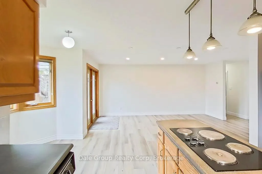 Photo 11 of 256 Rivers Boulevard E, South Huron, Exeter — HOMEH