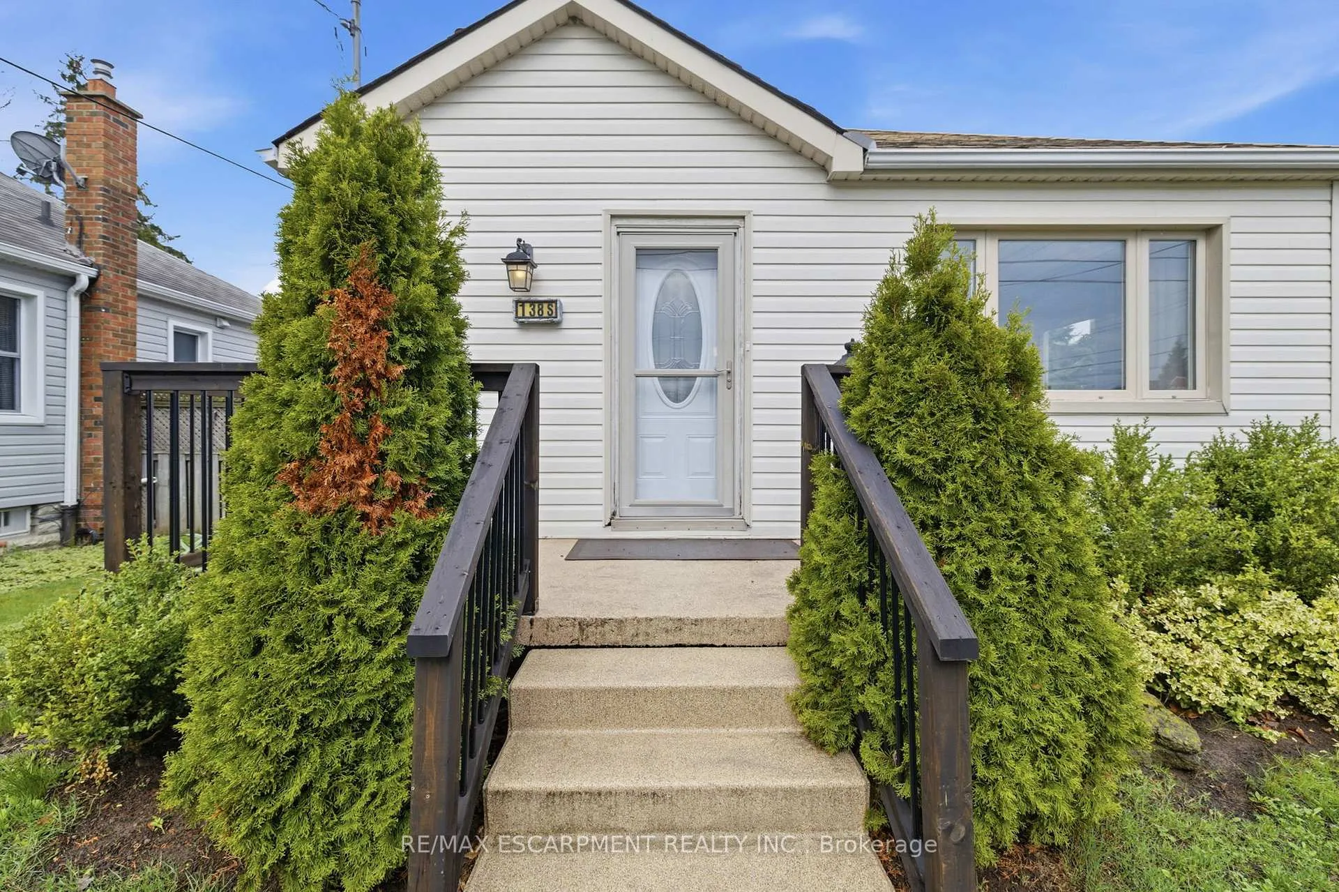 Photo 2 of 138 Glenholme Avenue, Hamilton, Glenview — HOMEH