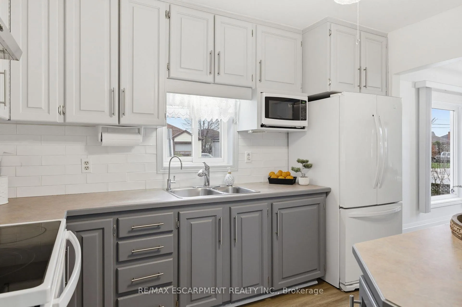 Photo 6 of 138 Glenholme Avenue, Hamilton, Glenview — HOMEH