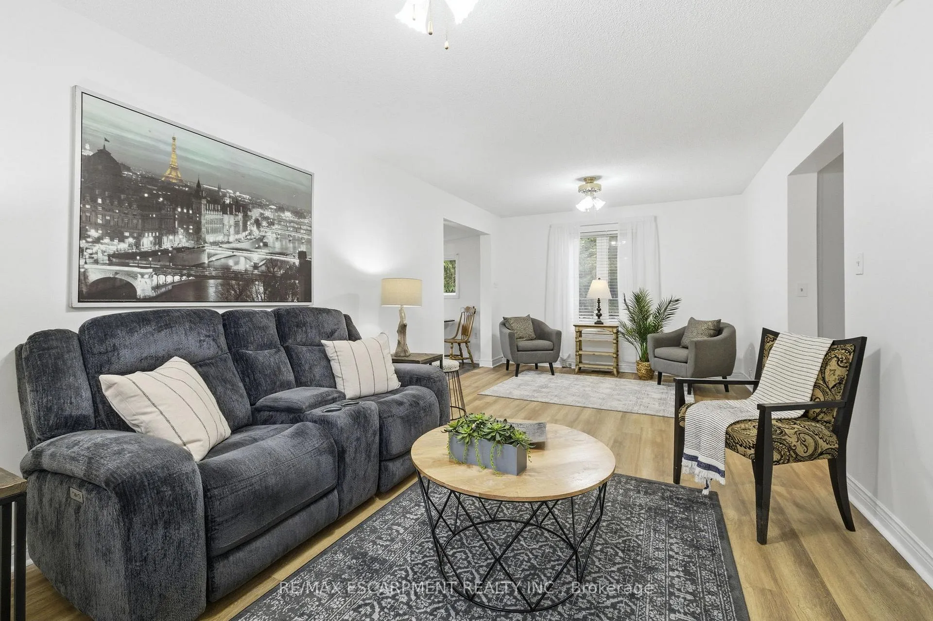 Photo 10 of 138 Glenholme Avenue, Hamilton, Glenview — HOMEH