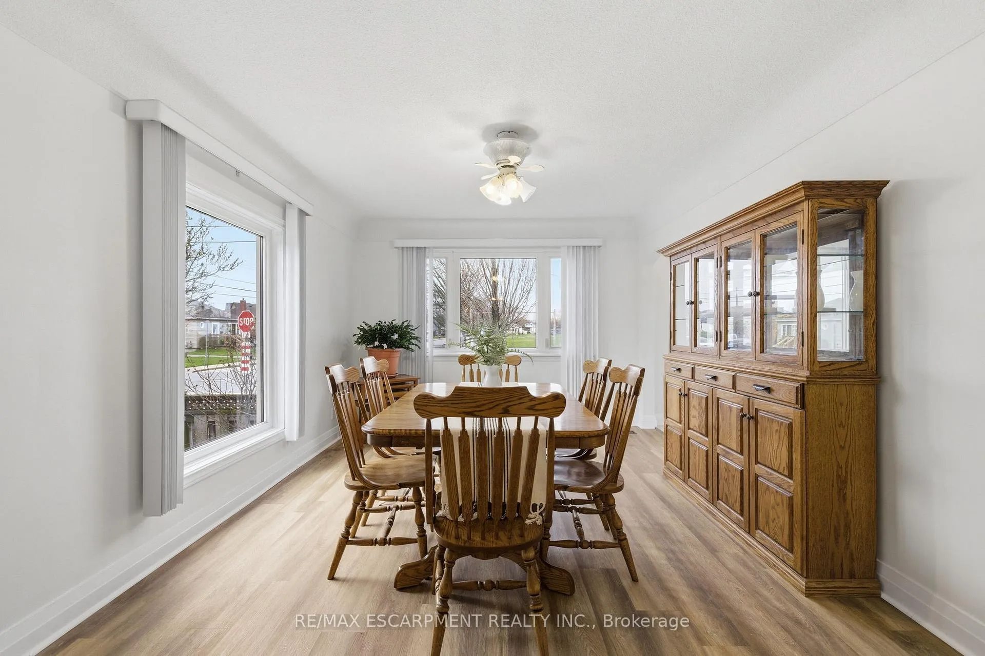 Photo 14 of 138 Glenholme Avenue, Hamilton, Glenview — HOMEH