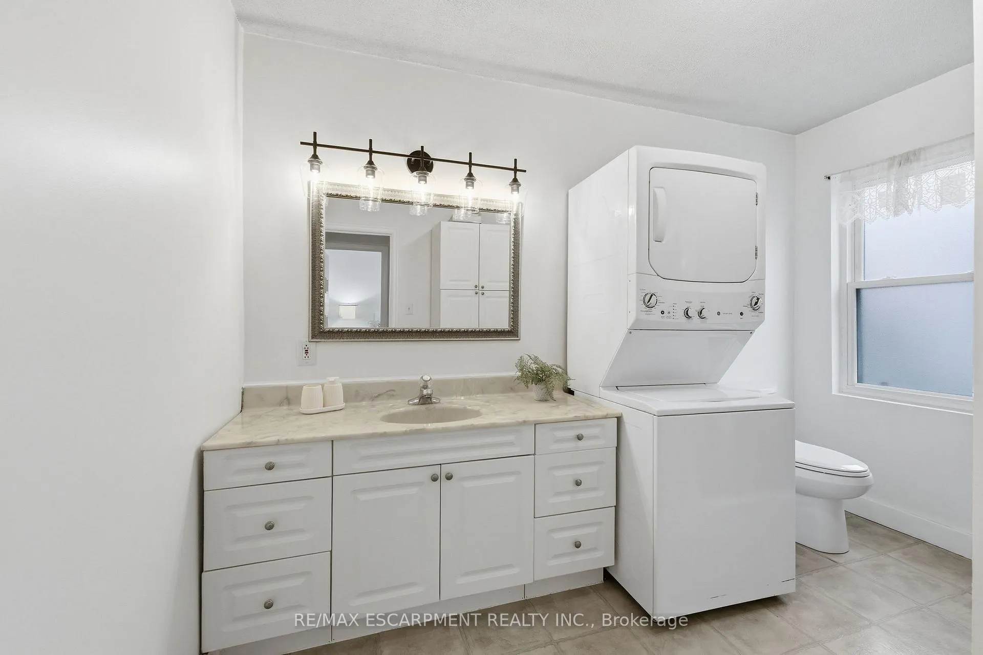 Photo 19 of 138 Glenholme Avenue, Hamilton, Glenview — HOMEH