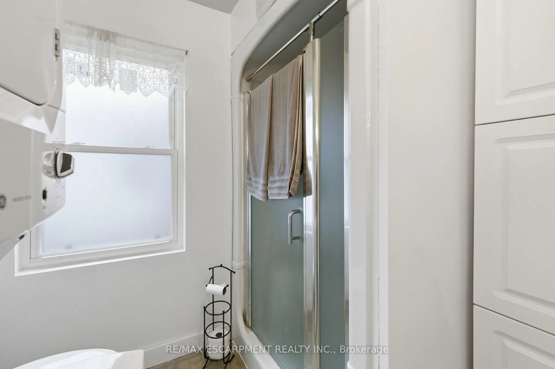 Photo 20 of 138 Glenholme Avenue, Hamilton, Glenview — HOMEH