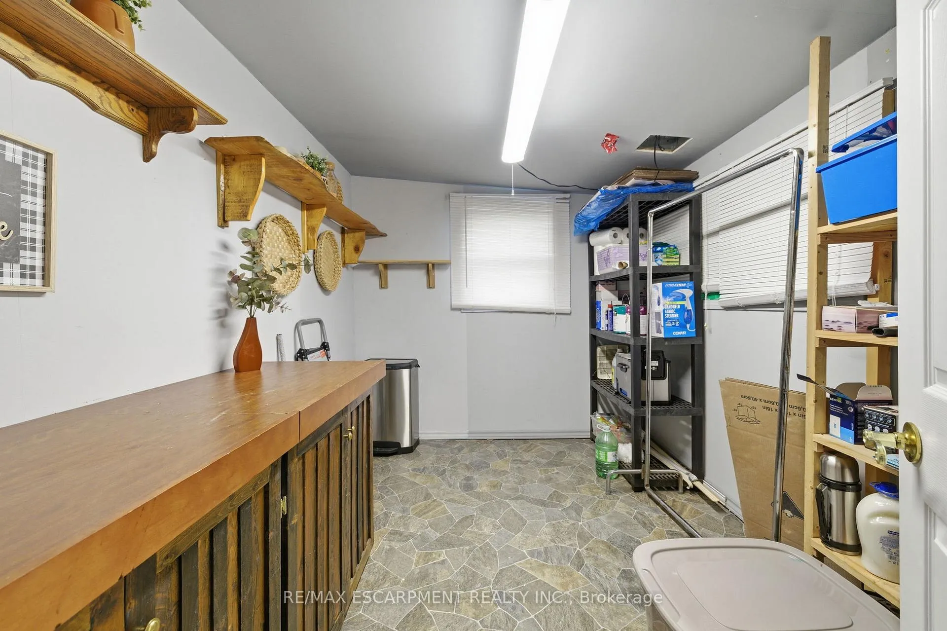 Photo 26 of 138 Glenholme Avenue, Hamilton, Glenview — HOMEH