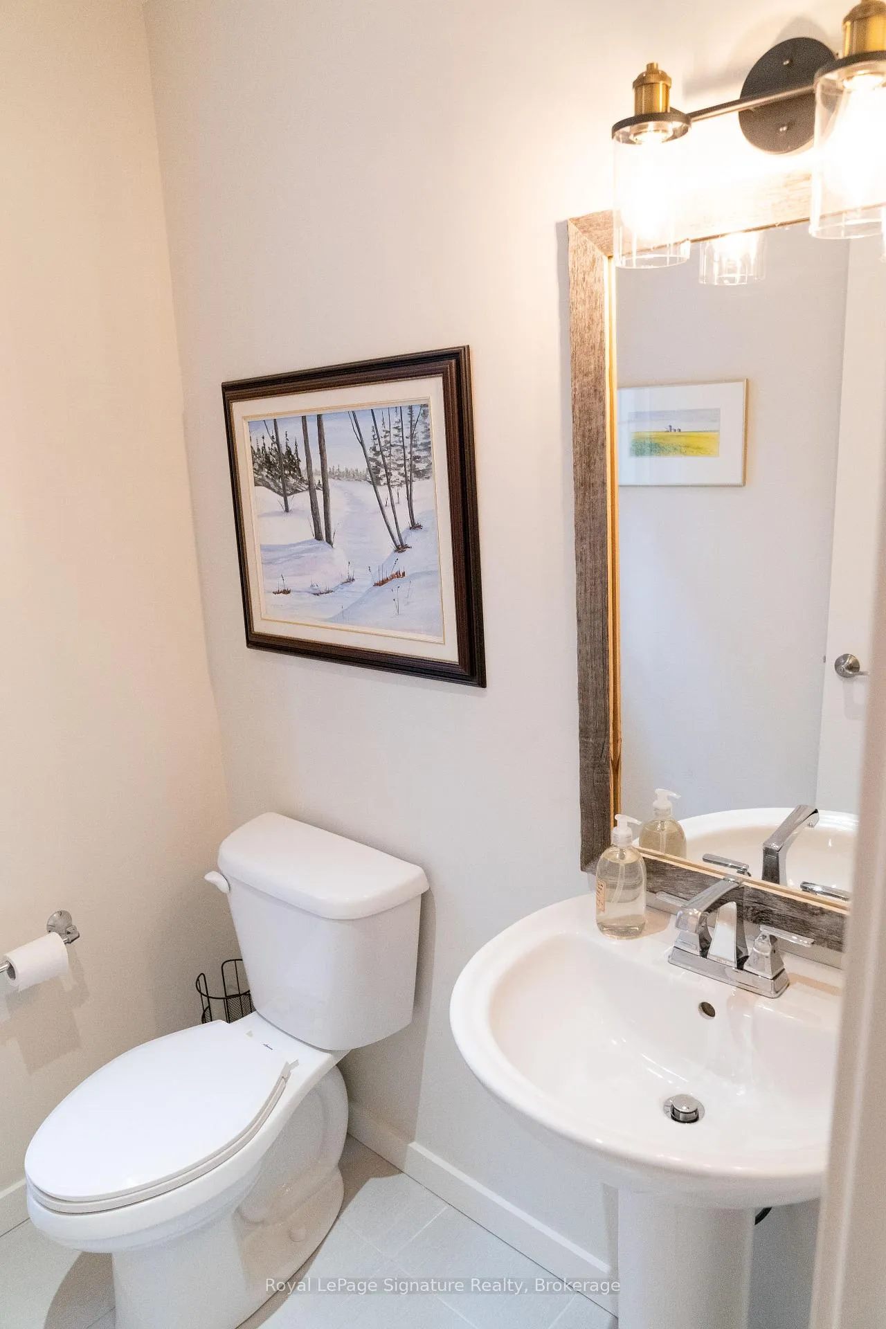 Photo 8 of 345 Yellow Birch Crescent, Blue Mountains — HOMEH