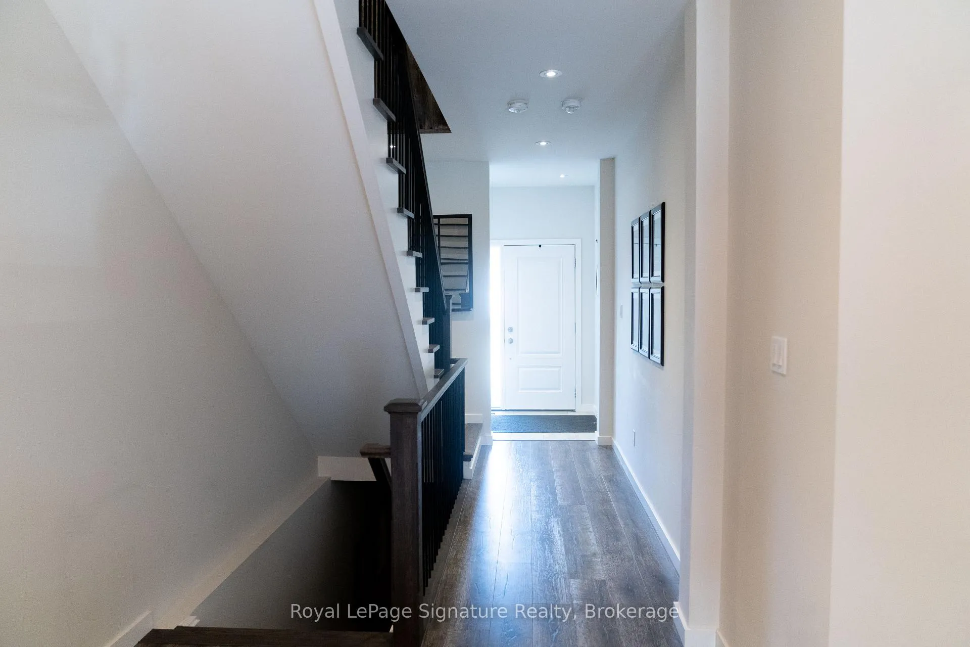 Photo 10 of 345 Yellow Birch Crescent, Blue Mountains — HOMEH