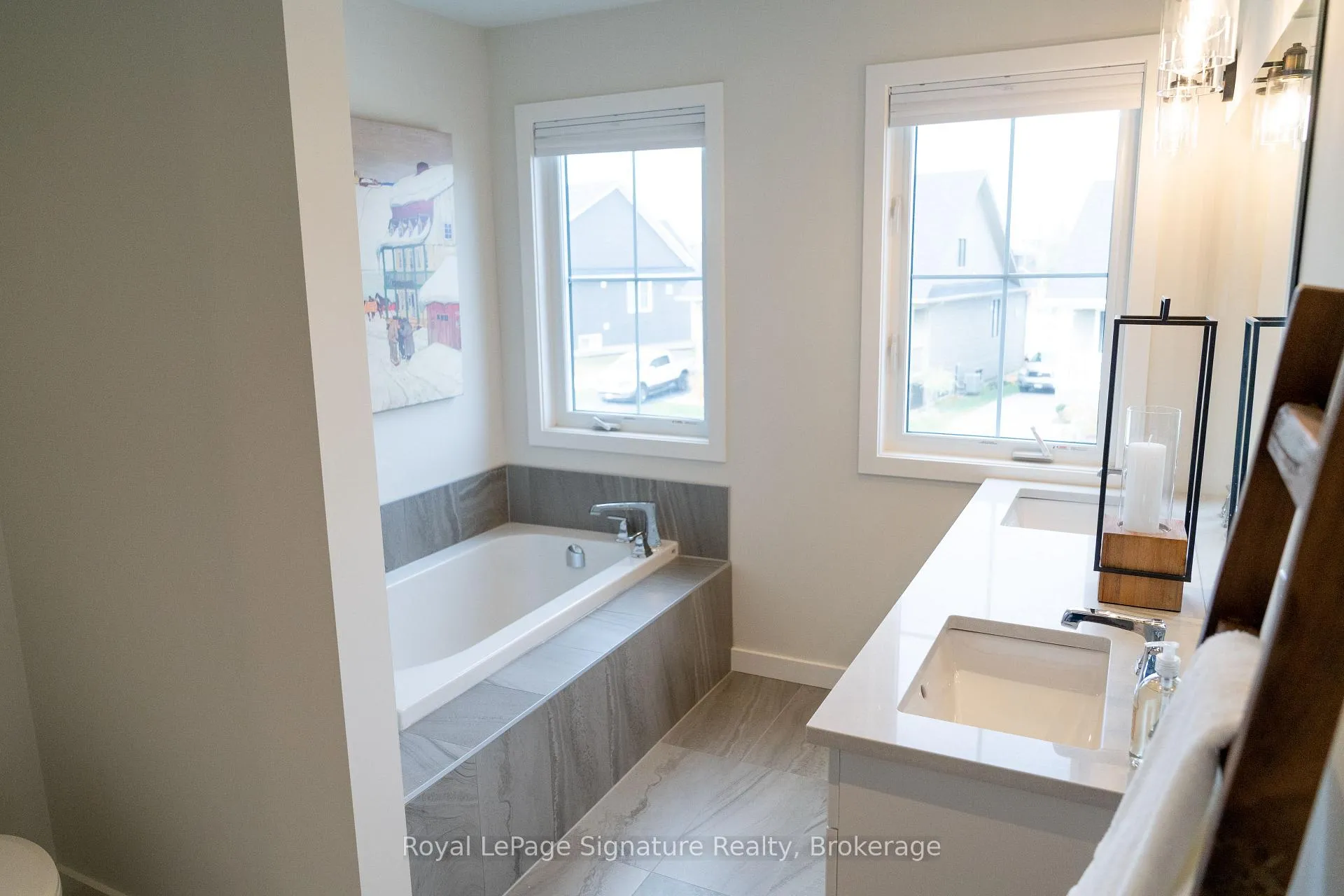 Photo 14 of 345 Yellow Birch Crescent, Blue Mountains — HOMEH