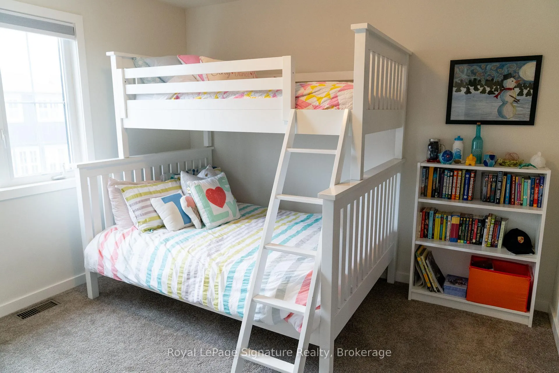 Photo 21 of 345 Yellow Birch Crescent, Blue Mountains — HOMEH