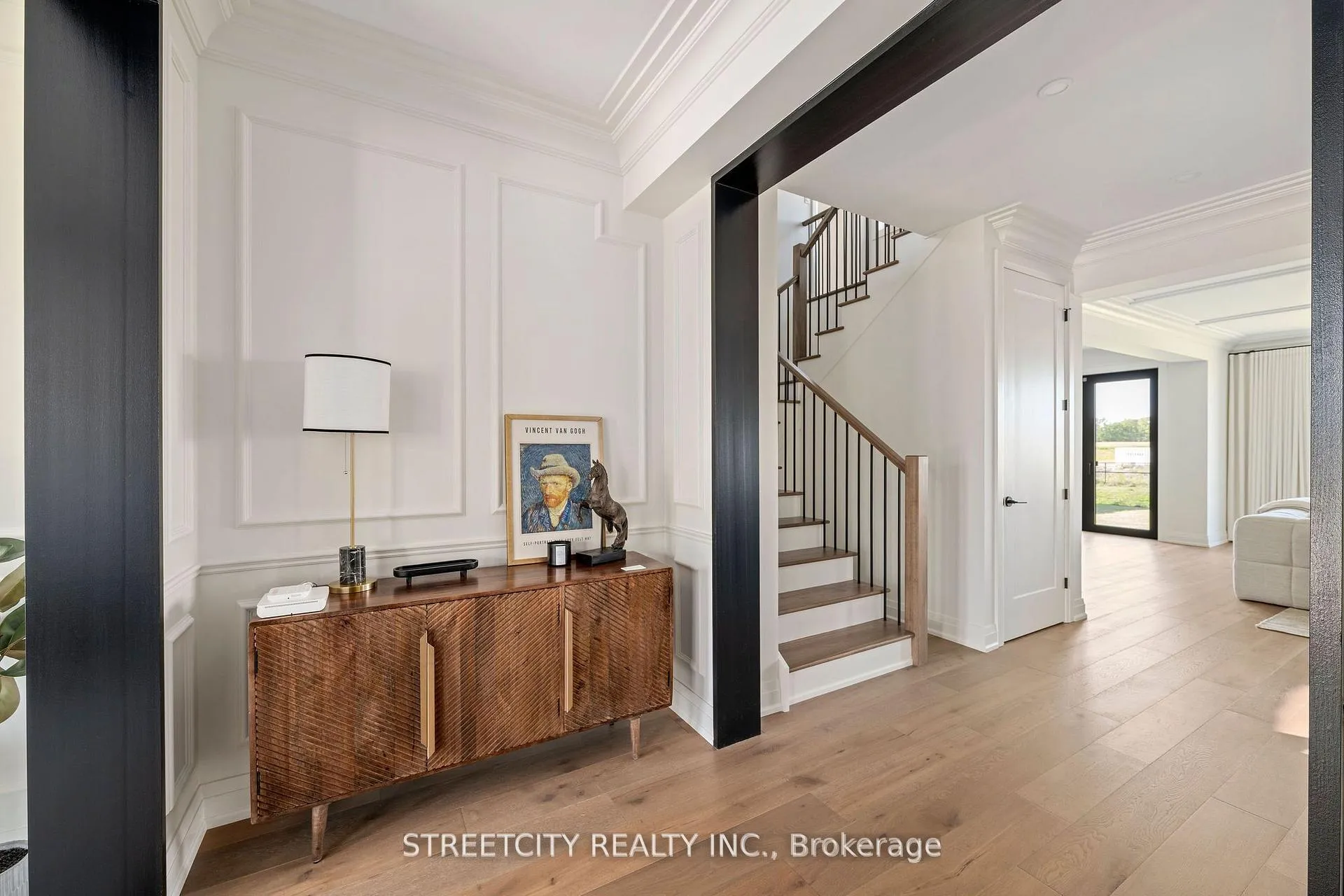 Photo 6 of 6354 Old Garrison Boulevard, London, South V — HOMEH