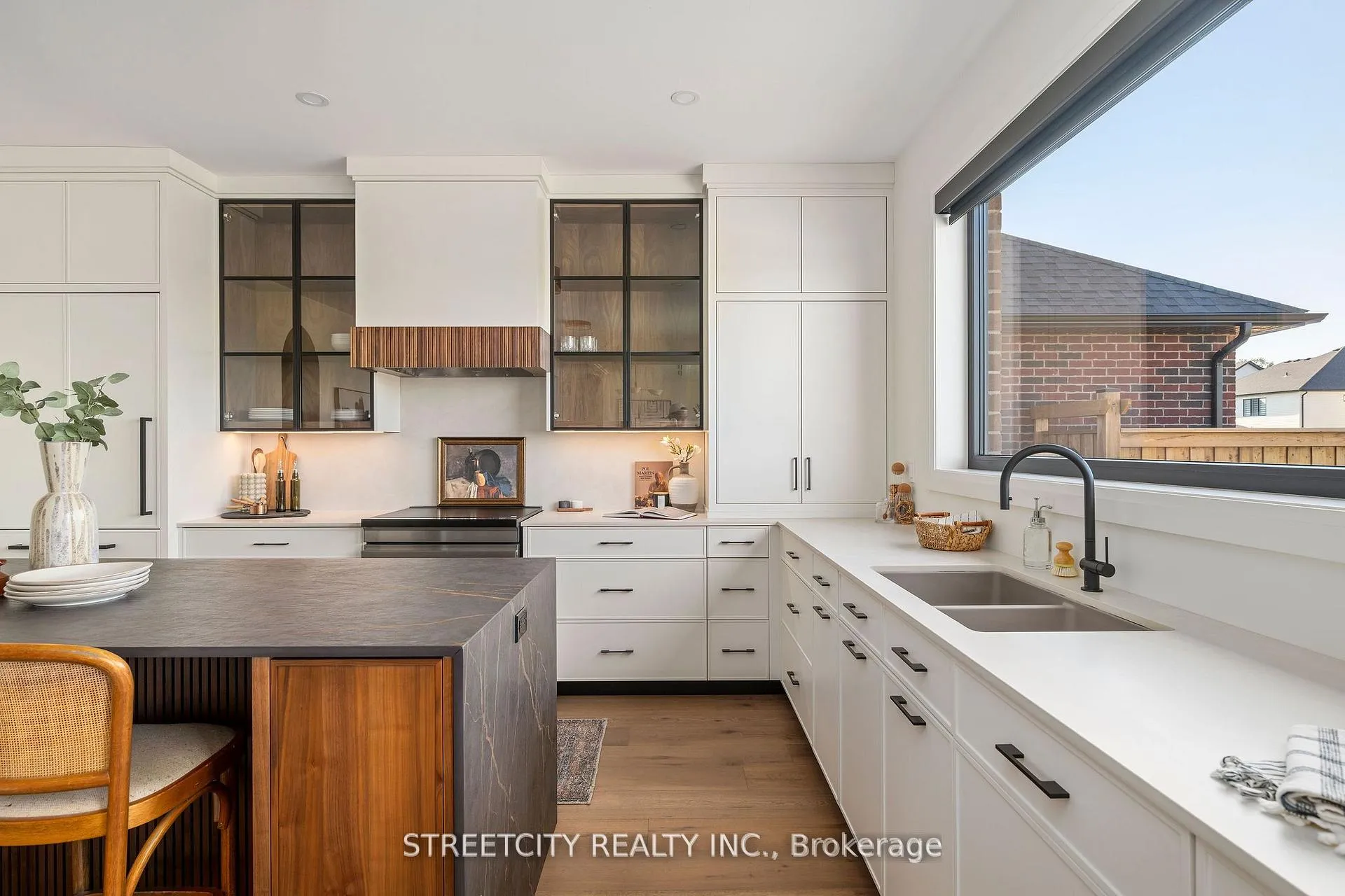 Photo 15 of 6354 Old Garrison Boulevard, London, South V — HOMEH