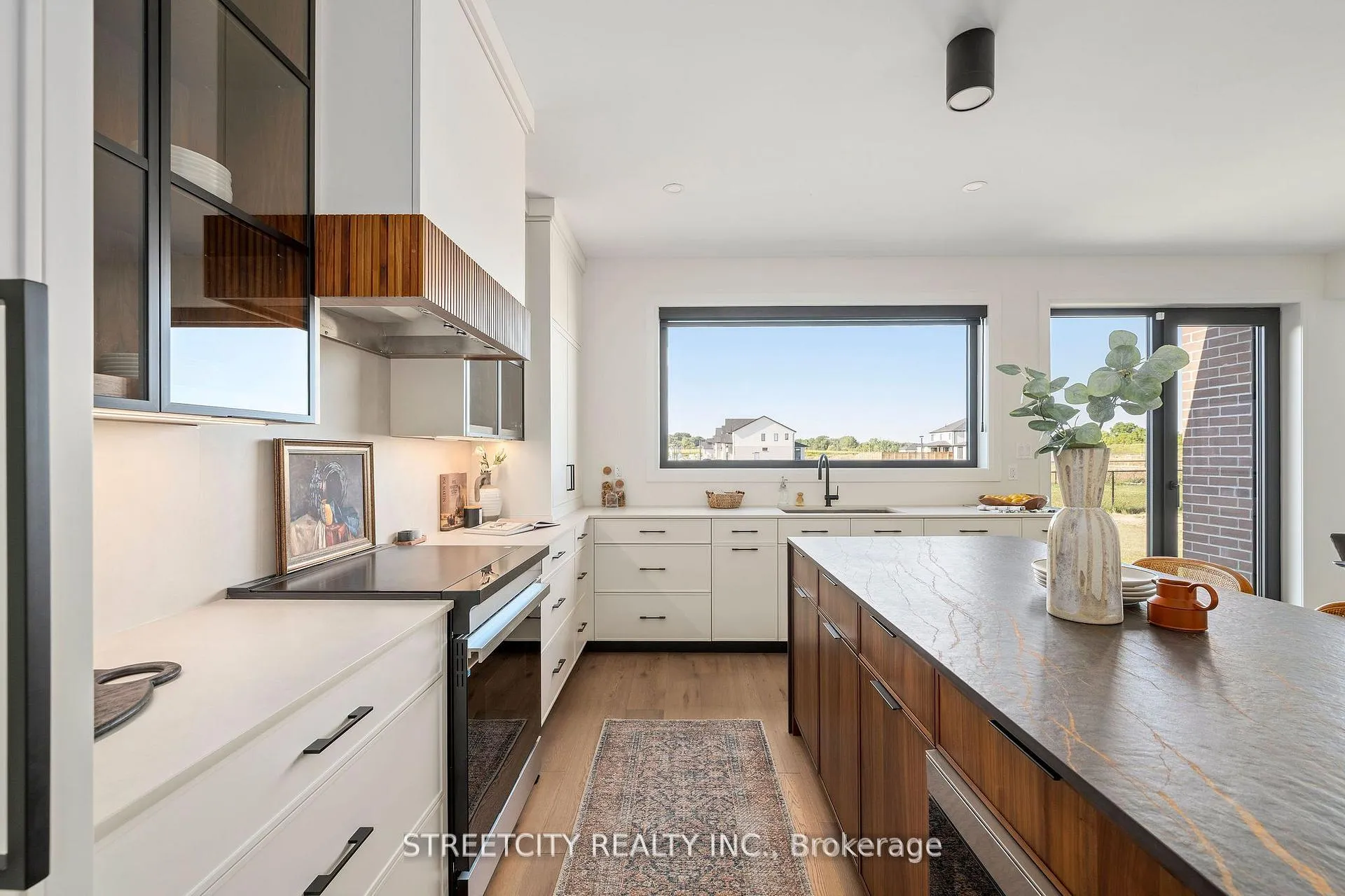 Photo 18 of 6354 Old Garrison Boulevard, London, South V — HOMEH