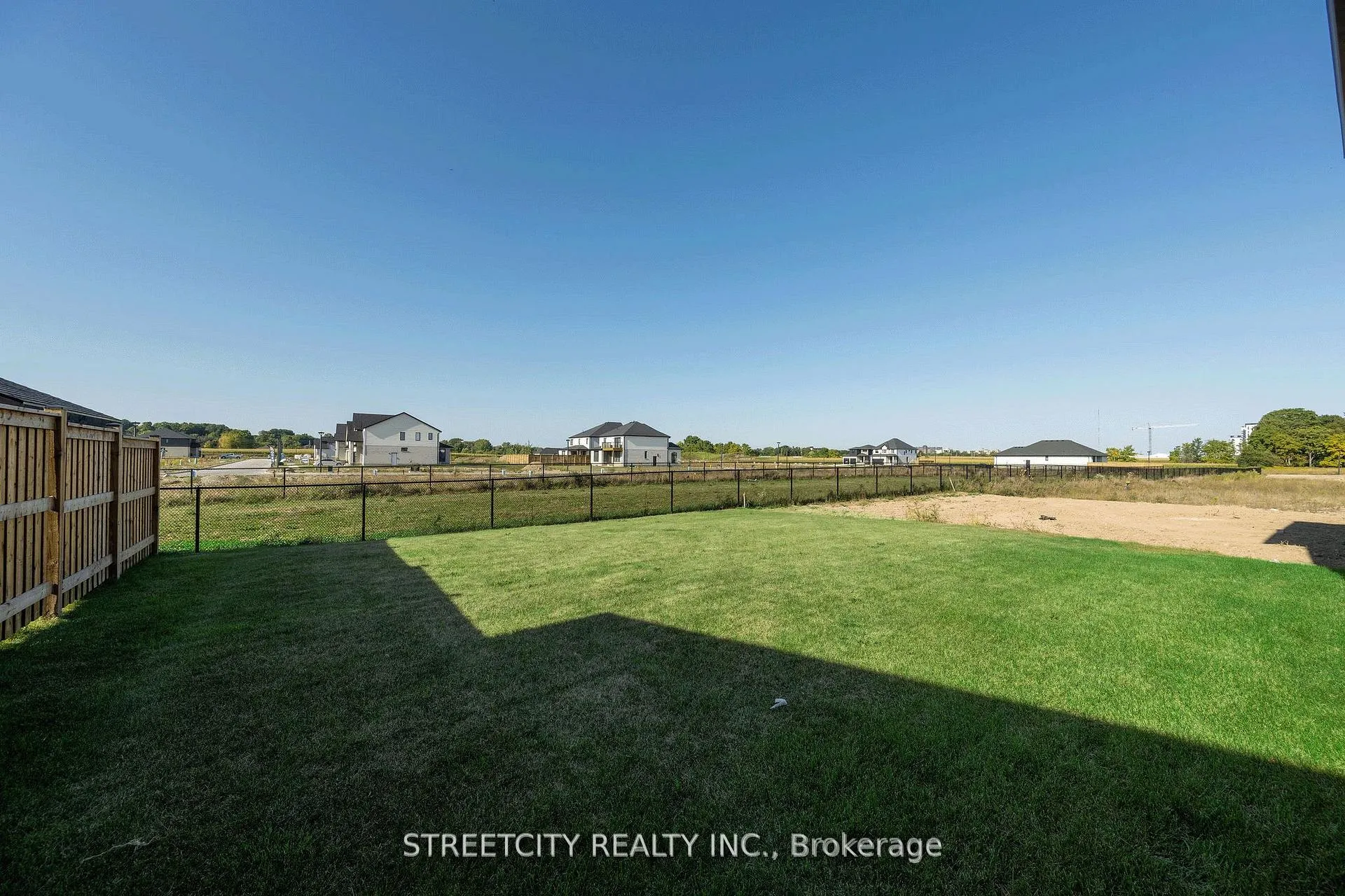 Photo 32 of 6354 Old Garrison Boulevard, London, South V — HOMEH