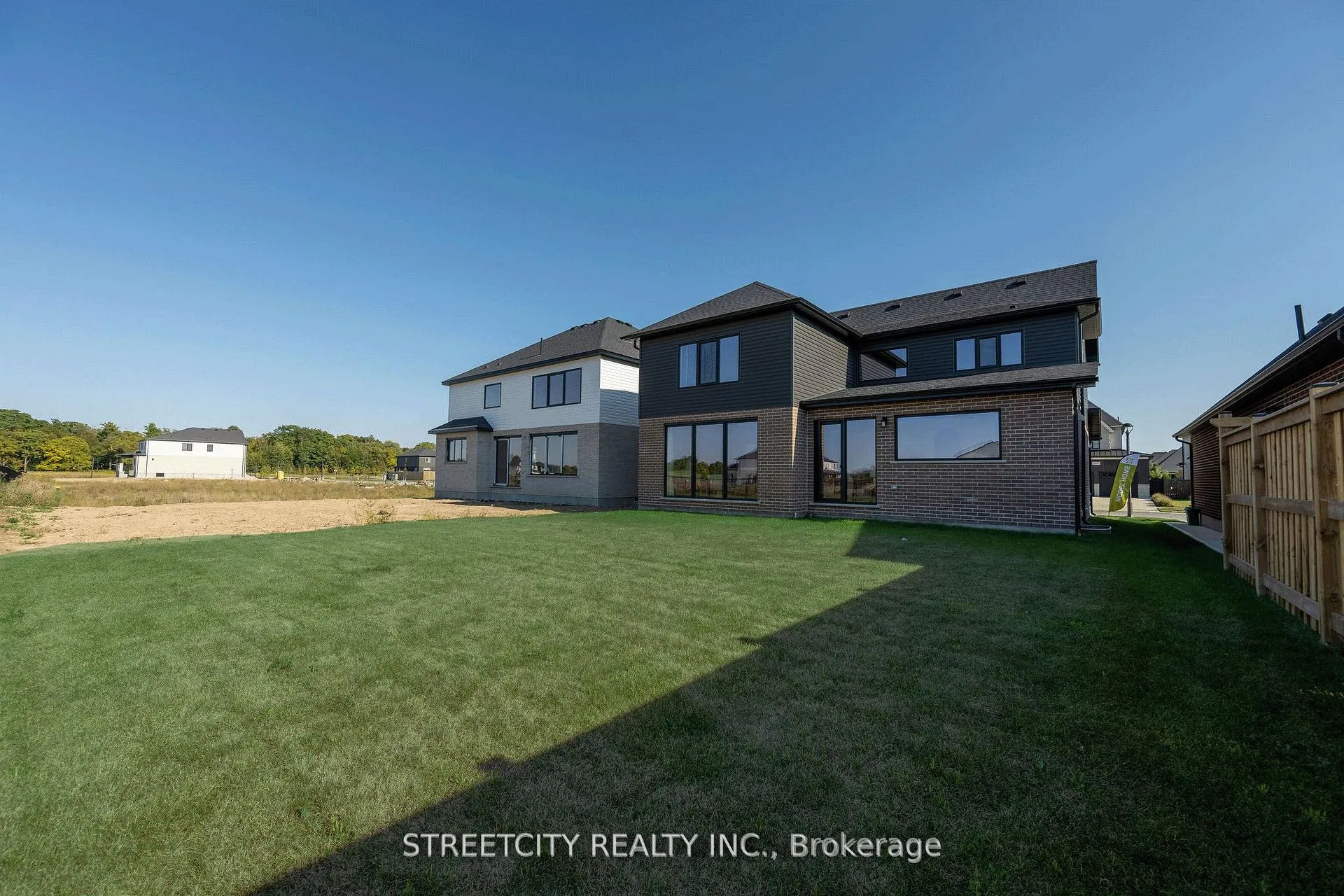 Photo 33 of 6354 Old Garrison Boulevard, London, South V — HOMEH