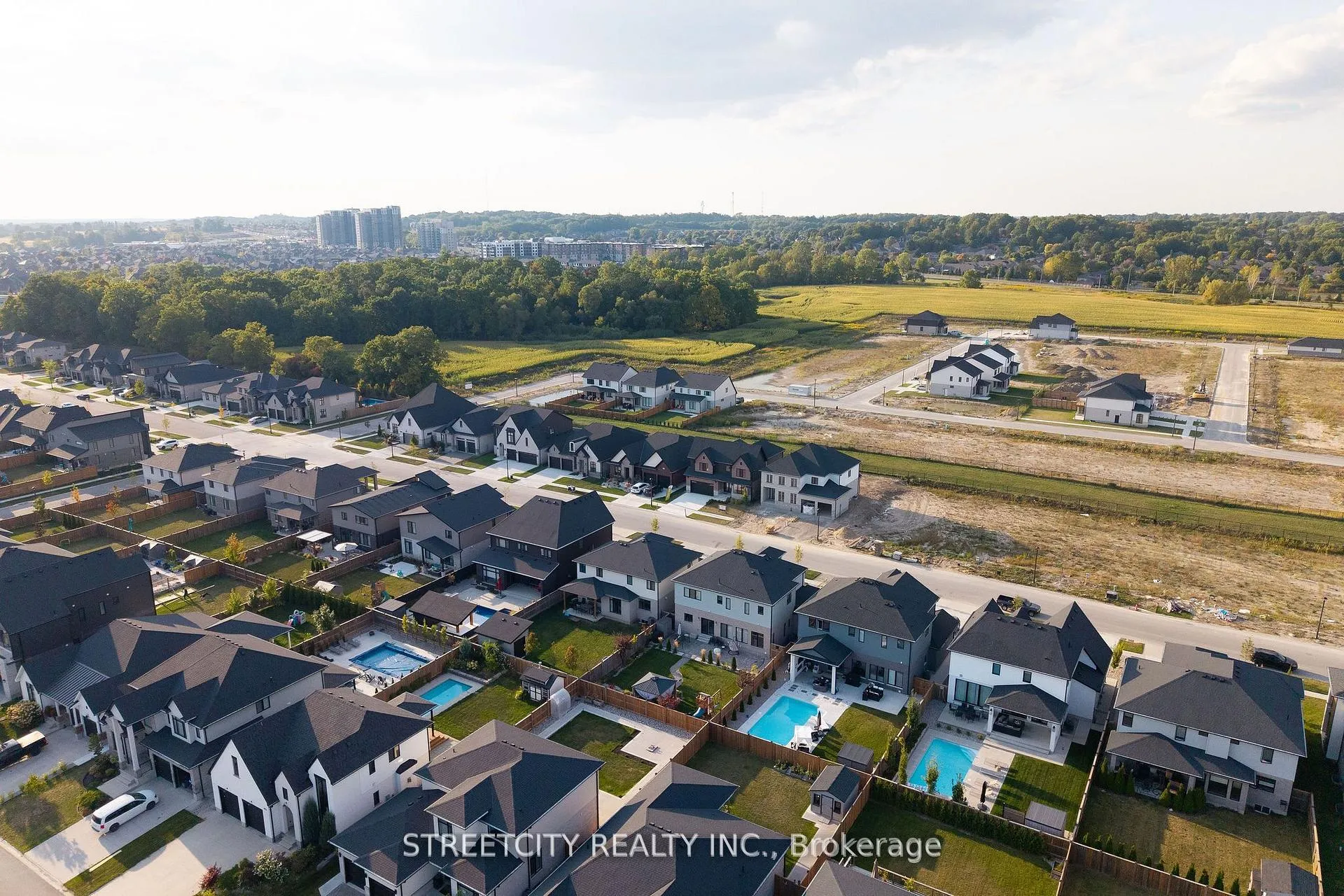 Photo 35 of 6354 Old Garrison Boulevard, London, South V — HOMEH