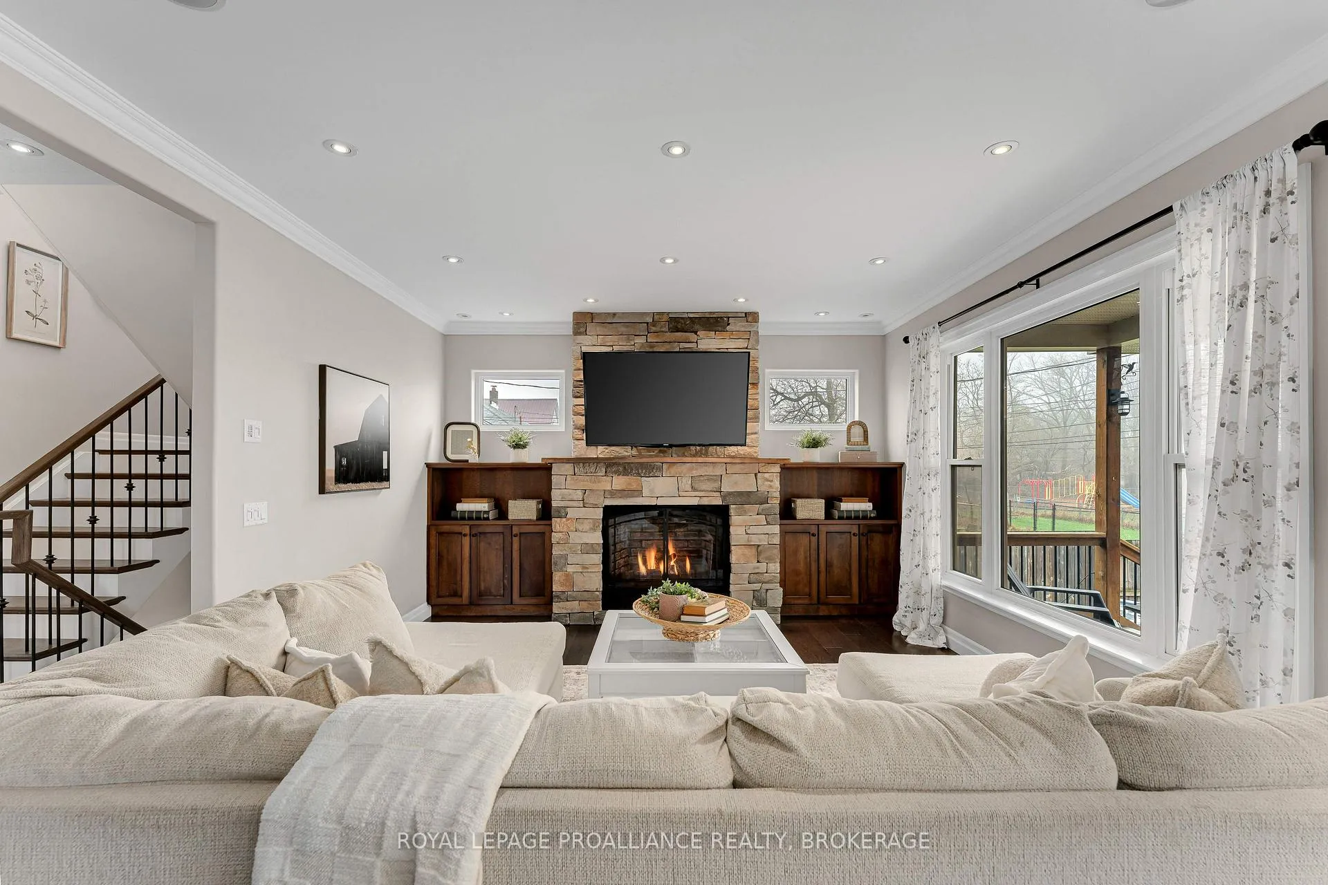 Photo 9 of 270 North Street, Gananoque — HOMEH